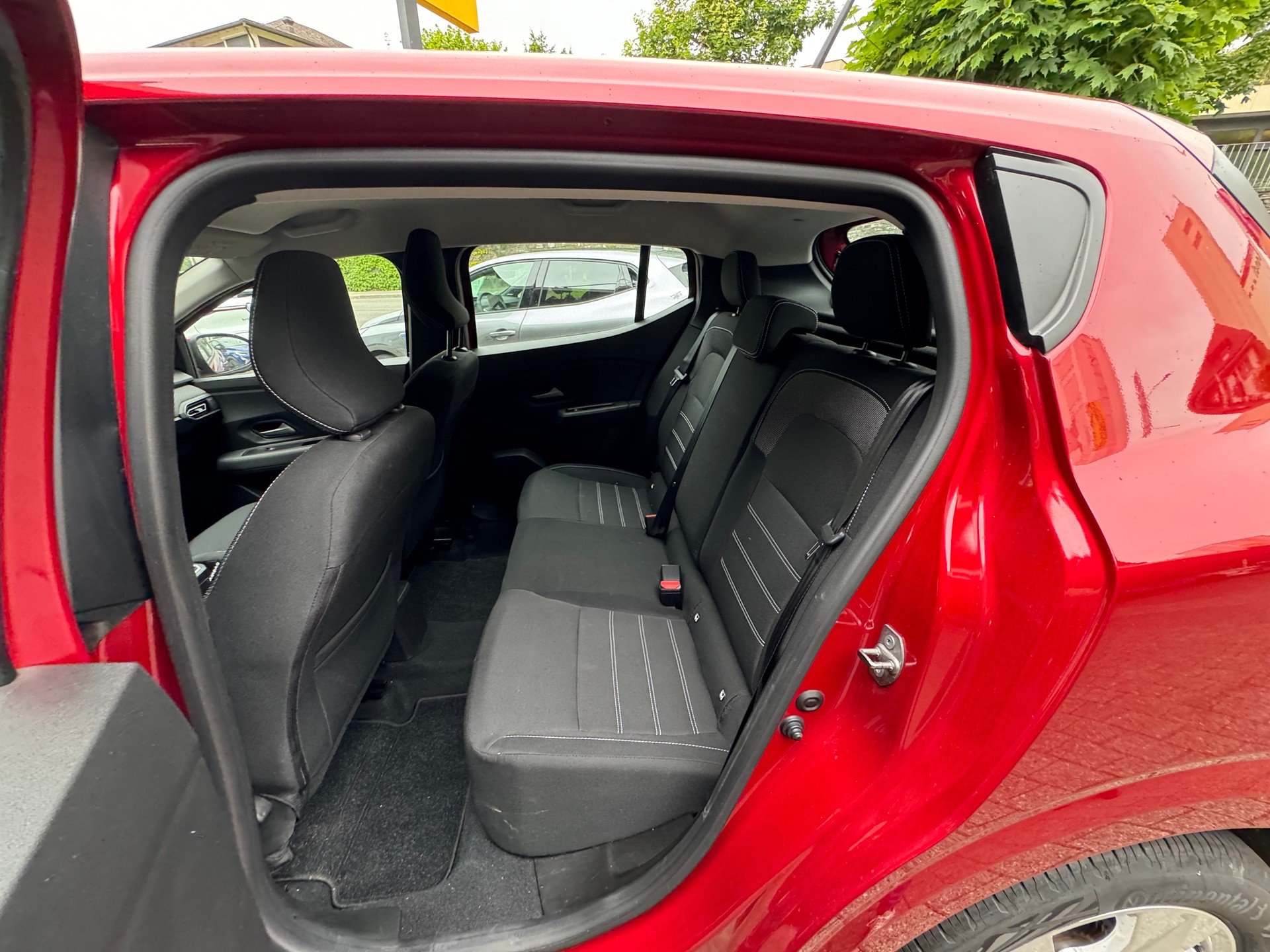 DACIA Sandero TCe 90 Expression-image-11