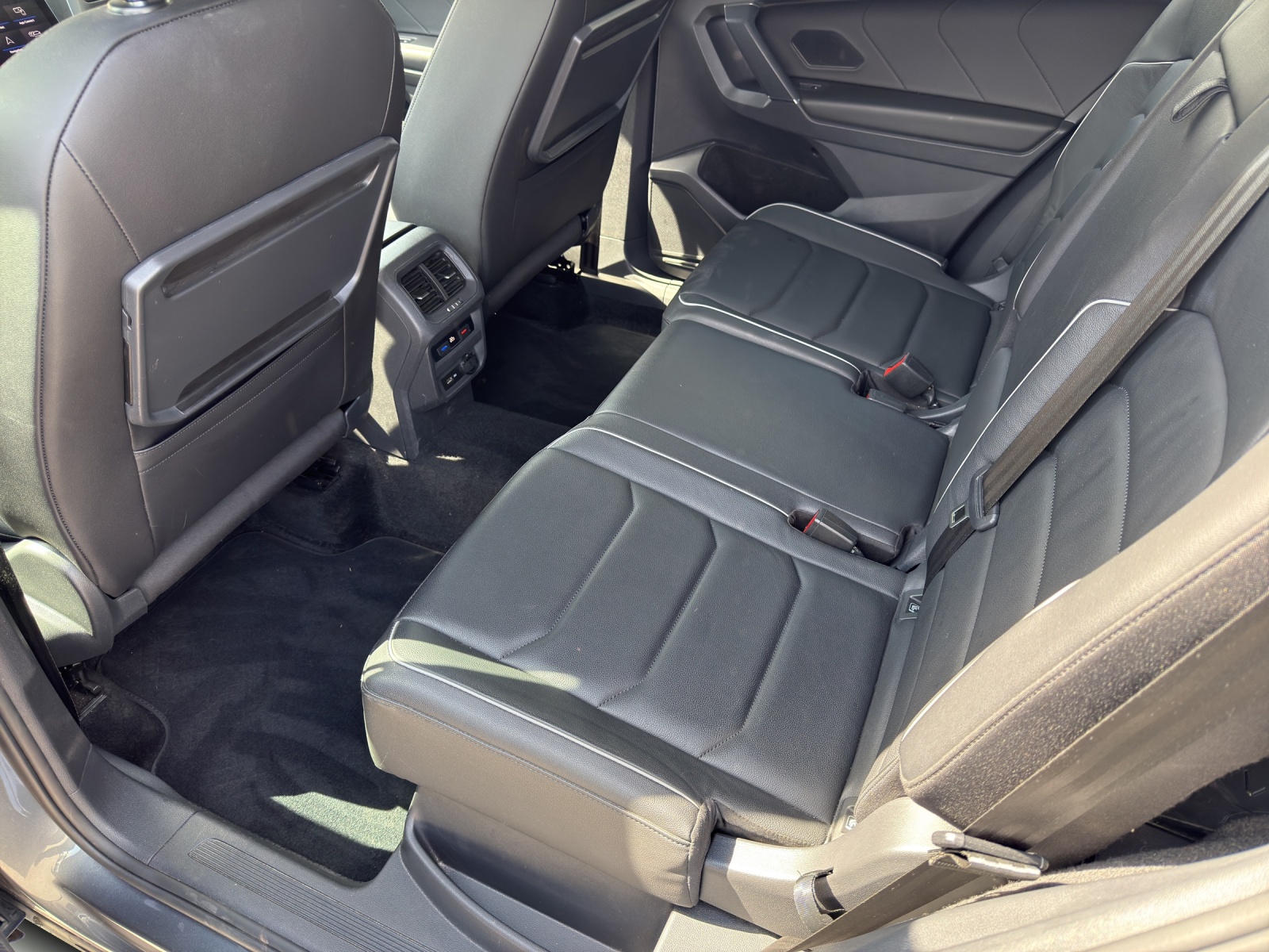 VW Tiguan Allspace 2.0TSI Highline 4Motion DSG-image-11