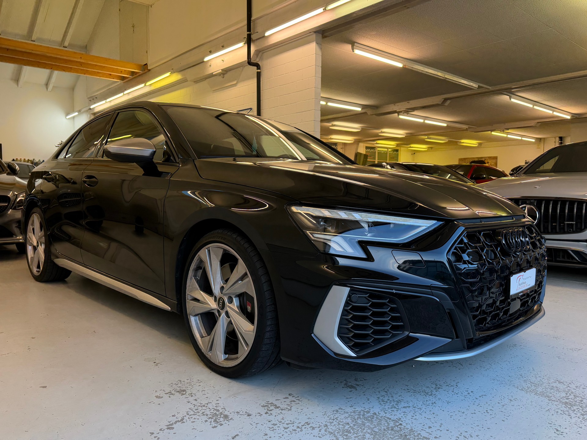 AUDI S3 Limousine 2.0 TFSI quattro S-tronic-showroom-element-1