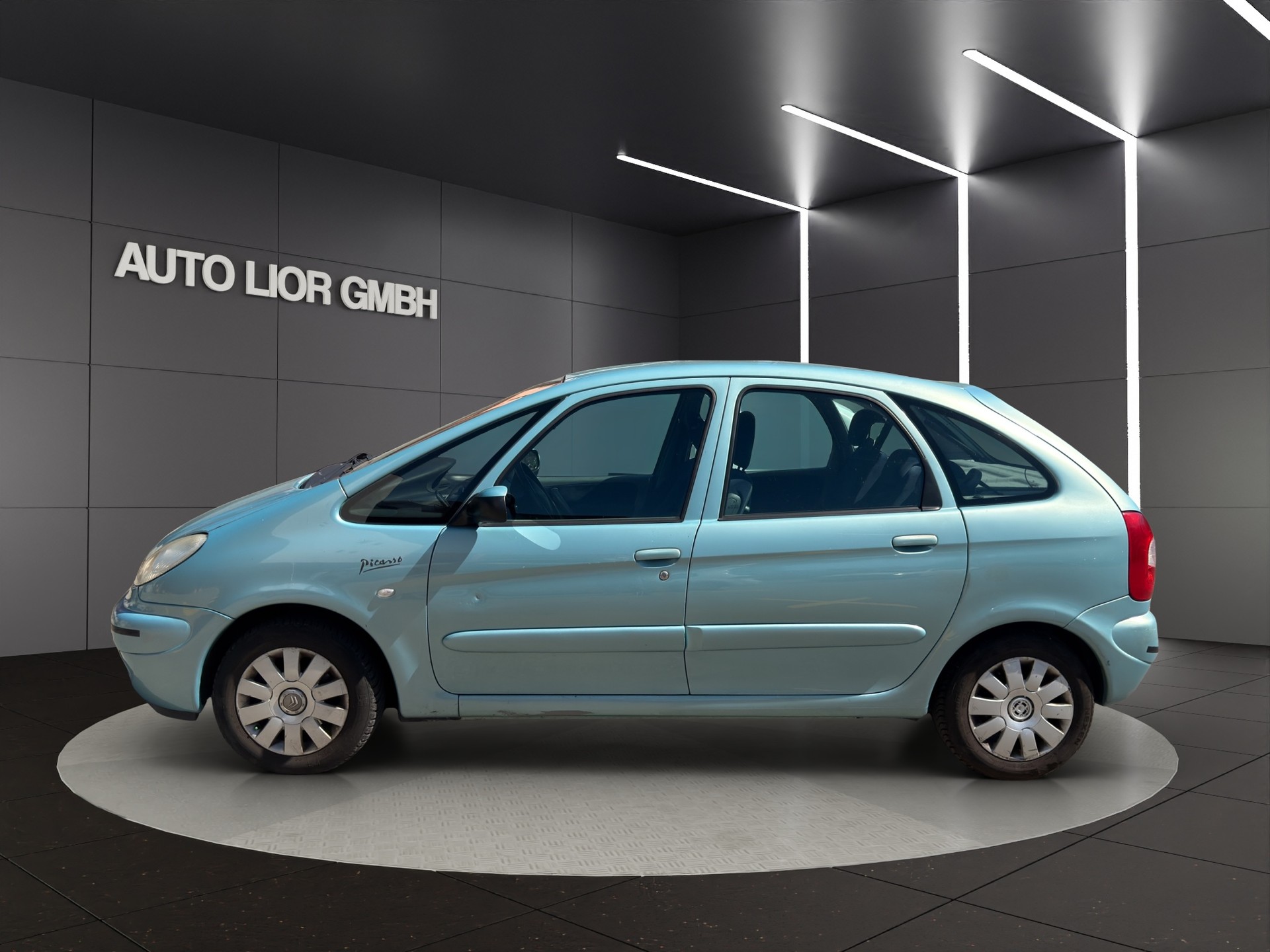 CITROEN Xsara Picasso 2.0i 16V SX Automatic-image-1