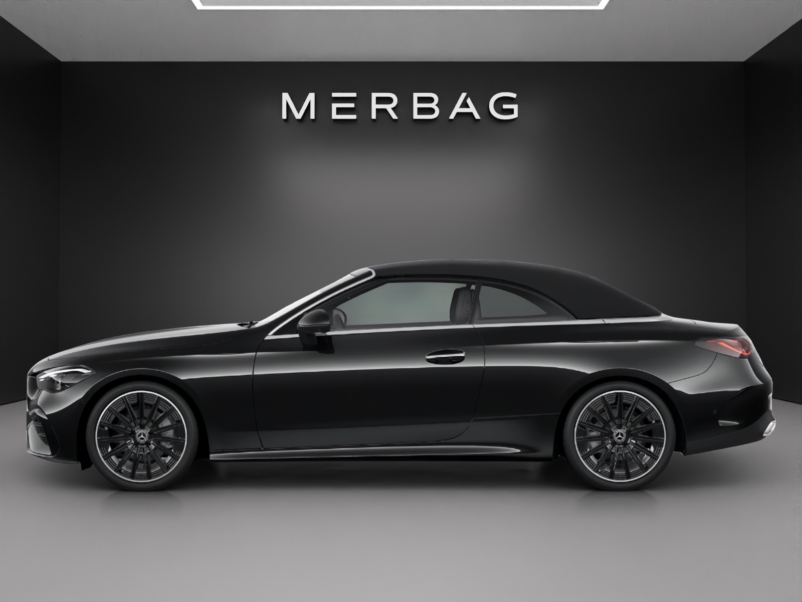 MERCEDES-BENZ CLE 200 Cabrio 4Matic 9G-Tronic-image-4