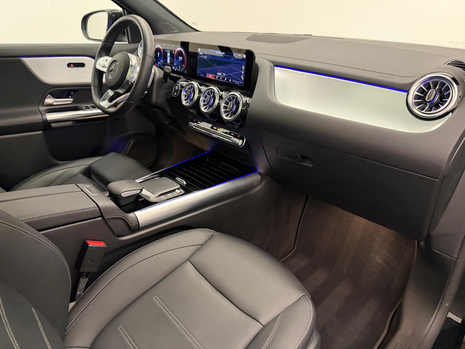 MERCEDES-BENZ GLA 200 4Matic AMG Line 8G-DCT-image-9