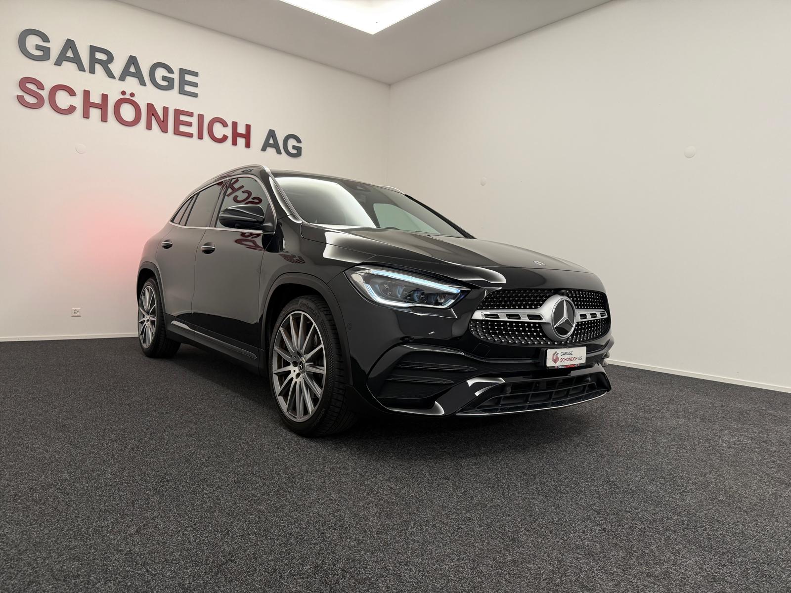 MERCEDES-BENZ GLA 200 4Matic AMG Line 8G-DCT-showroom-element-2
