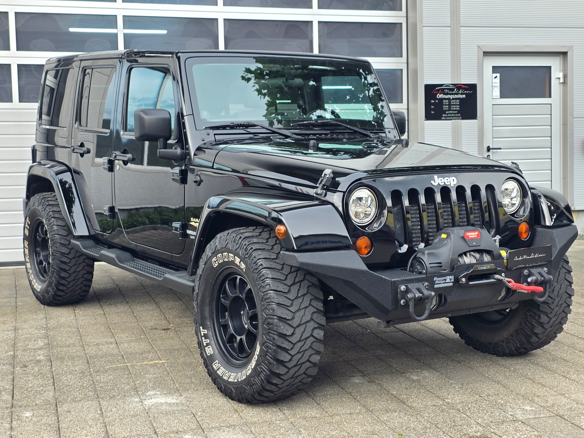JEEP Wrangler 2.8CRD Unlimited Rubicon Automatic ** SEILWINDE ELKT.. -LED LICHT -KLIMAAUTAMATIK -SITZHEIZUNG -HARD TOP ABNEHMBAR **-showroom-element-2