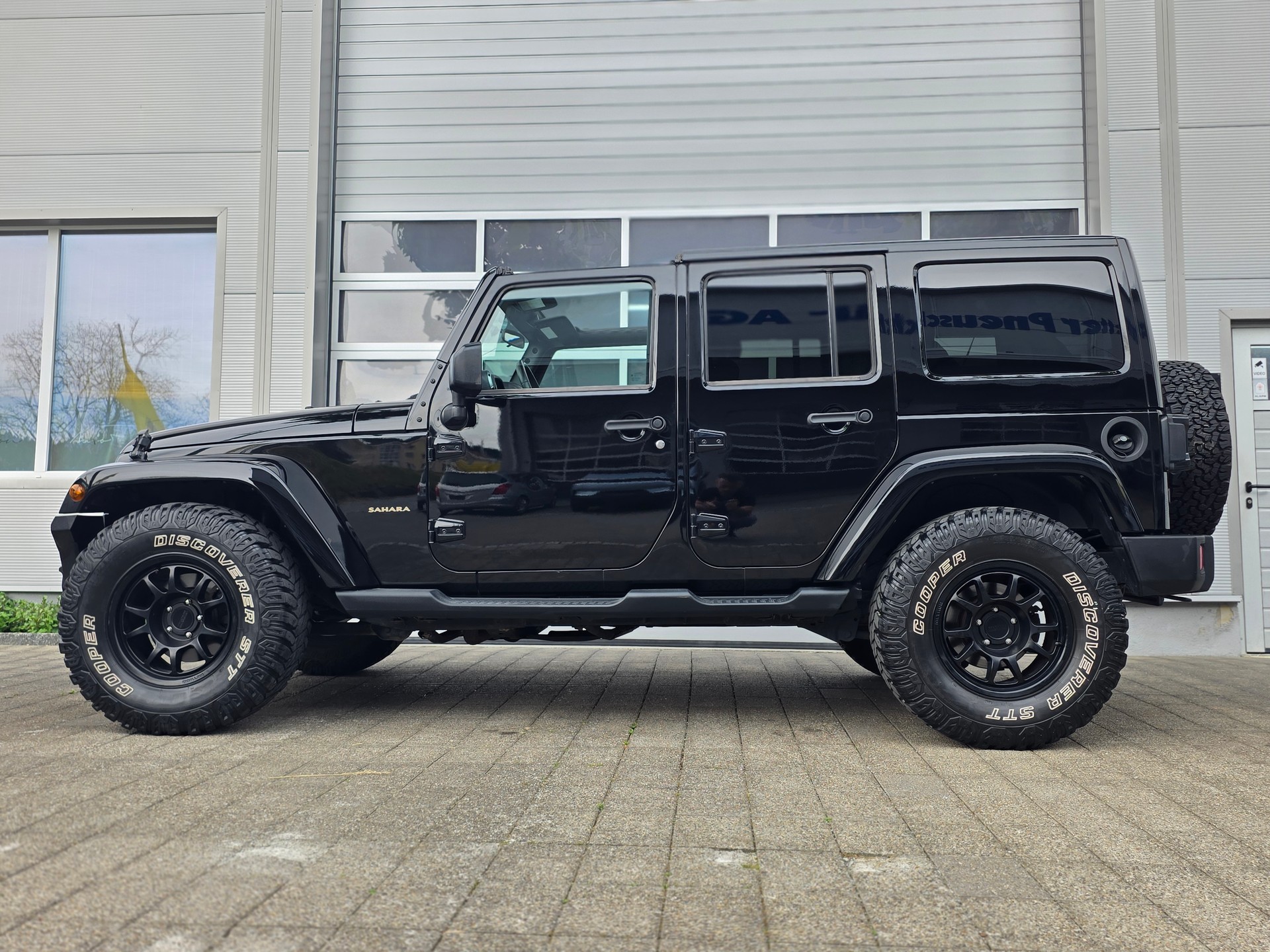JEEP Wrangler 2.8CRD Unlimited Rubicon Automatic ** SEILWINDE ELKT.. -LED LICHT -KLIMAAUTAMATIK -SITZHEIZUNG -HARD TOP ABNEHMBAR **