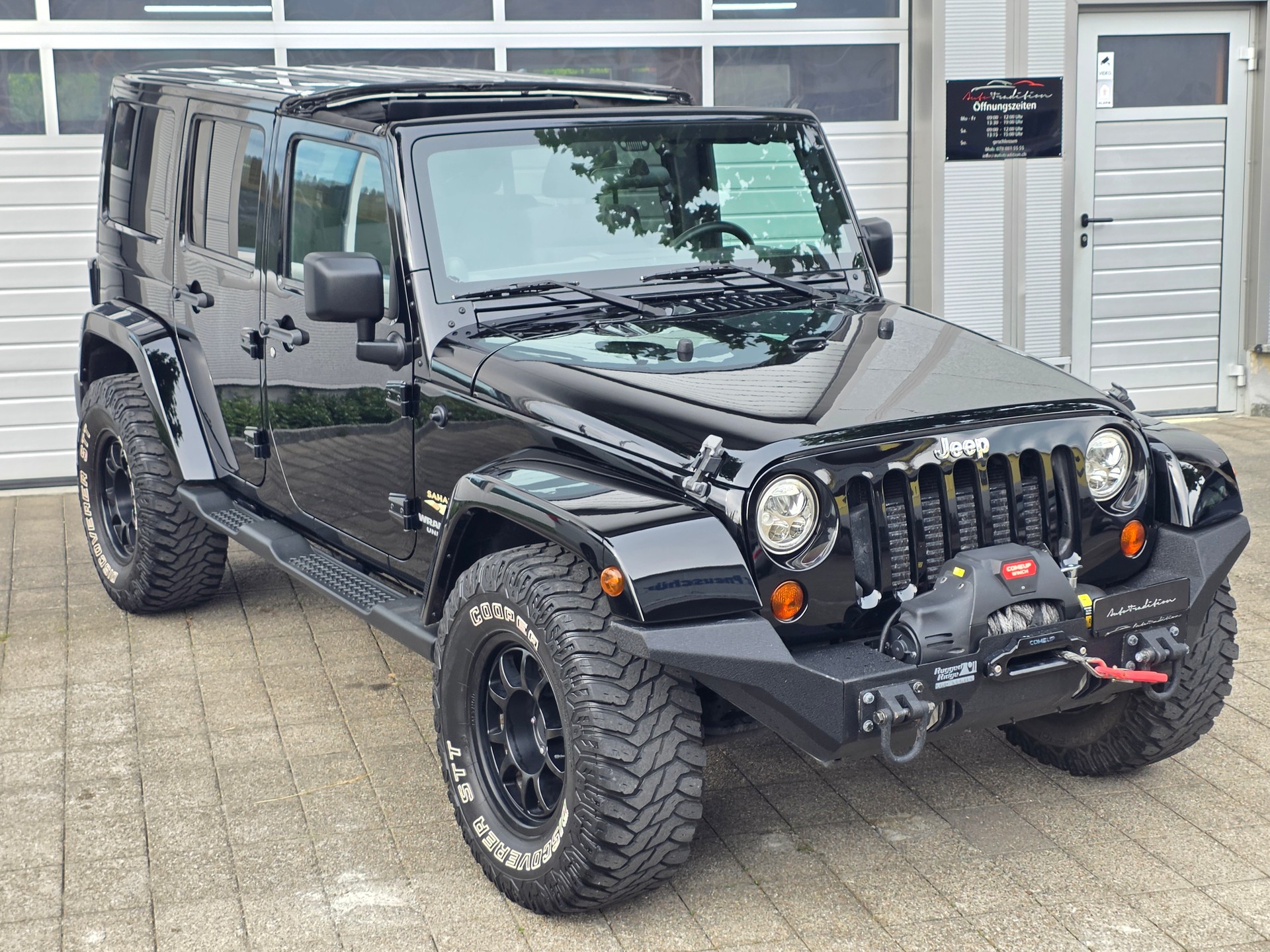 JEEP Wrangler 2.8CRD Unlimited Rubicon Automatic ** SEILWINDE ELKT.. -LED LICHT -KLIMAAUTAMATIK -SITZHEIZUNG -HARD TOP ABNEHMBAR **-showroom-element-1