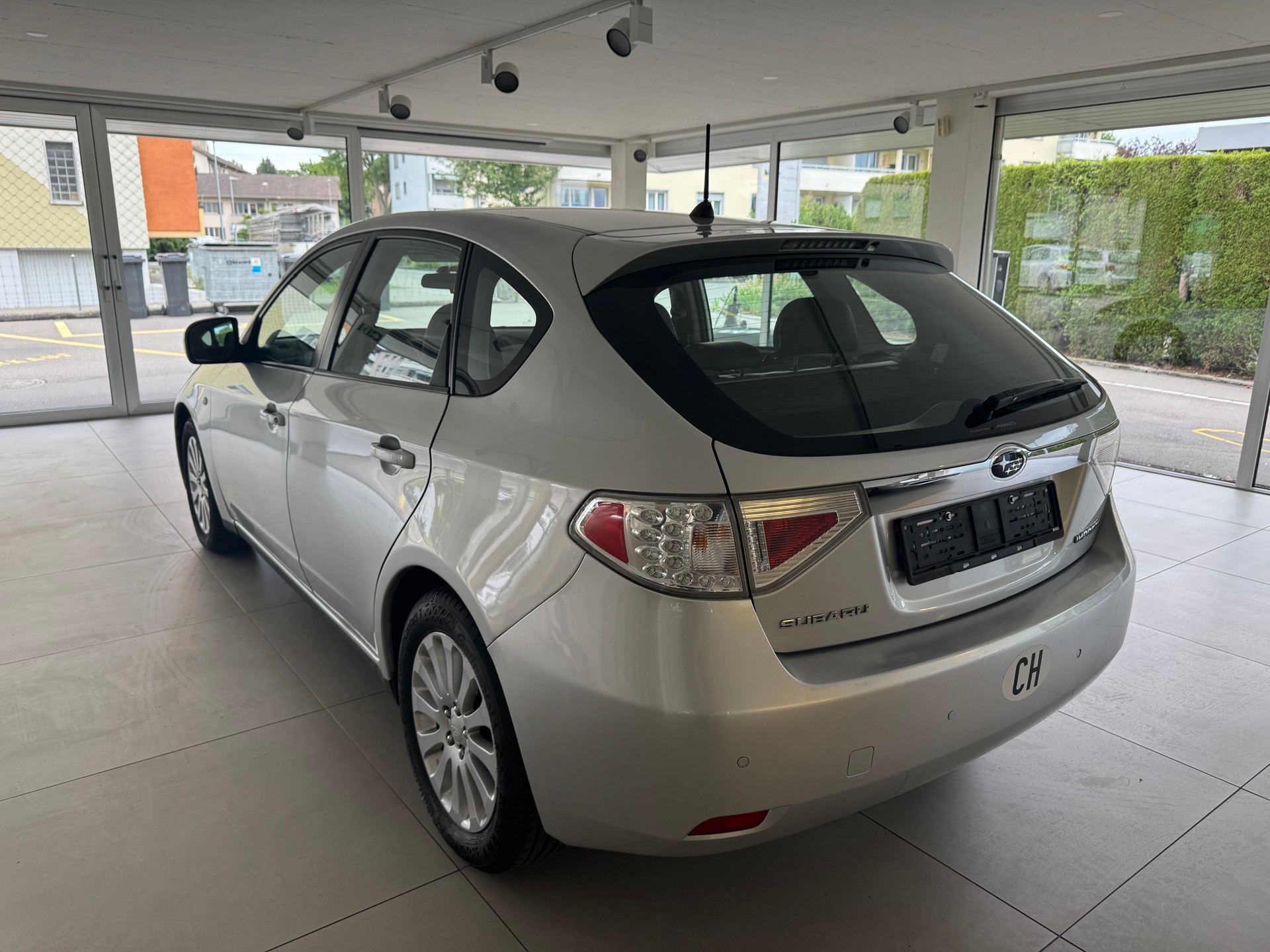 SUBARU Impreza 2.0R Swiss Automatic-image-6