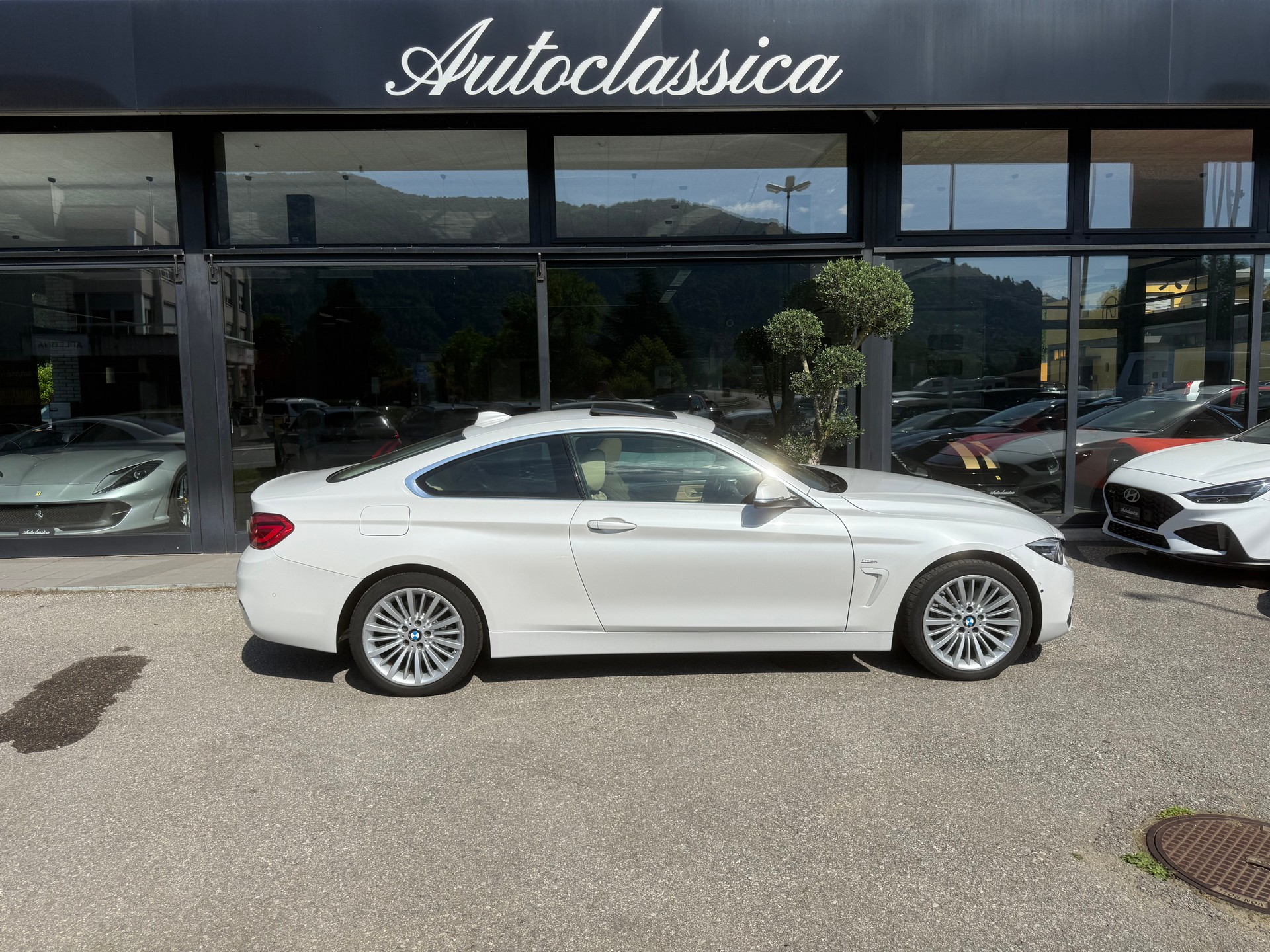 BMW 440i Coupé xDrive Luxury Line Steptronic-showroom-element-3