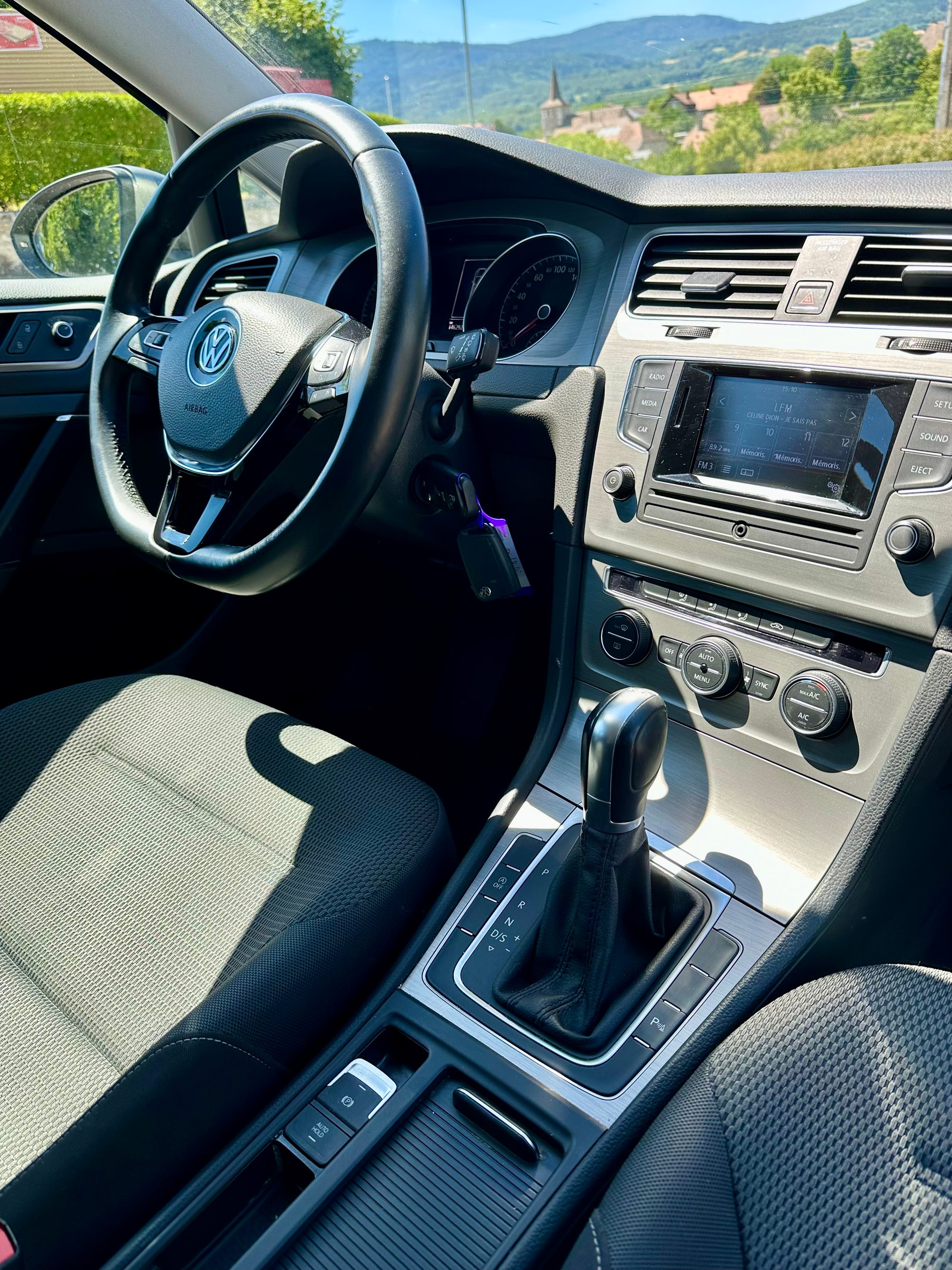 VW Golf Variant 1.4 TSI Comfortline DSG-image-9