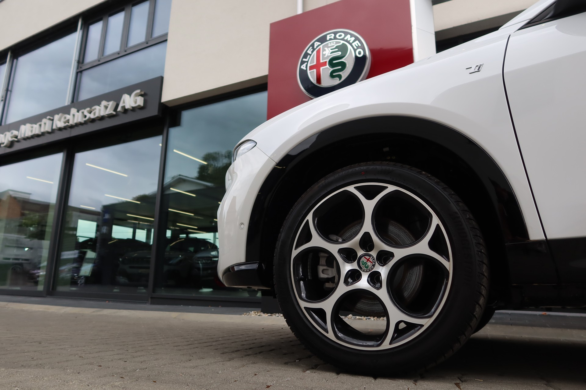 ALFA ROMEO Tonale PHEV Q4 Ti P. Prem-image-7