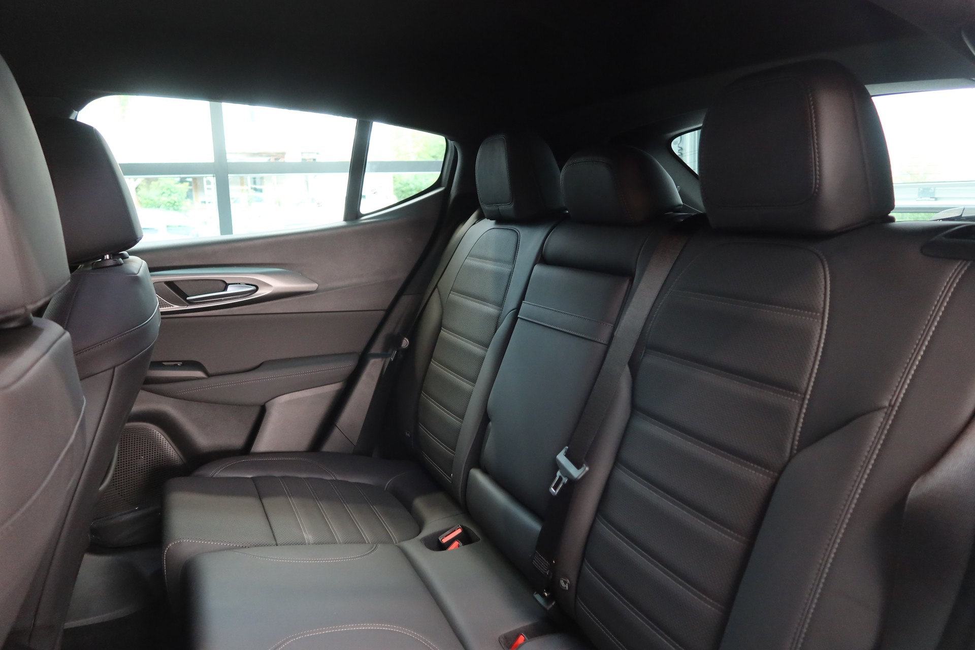 ALFA ROMEO Tonale PHEV Q4 Ti P. Prem-image-12