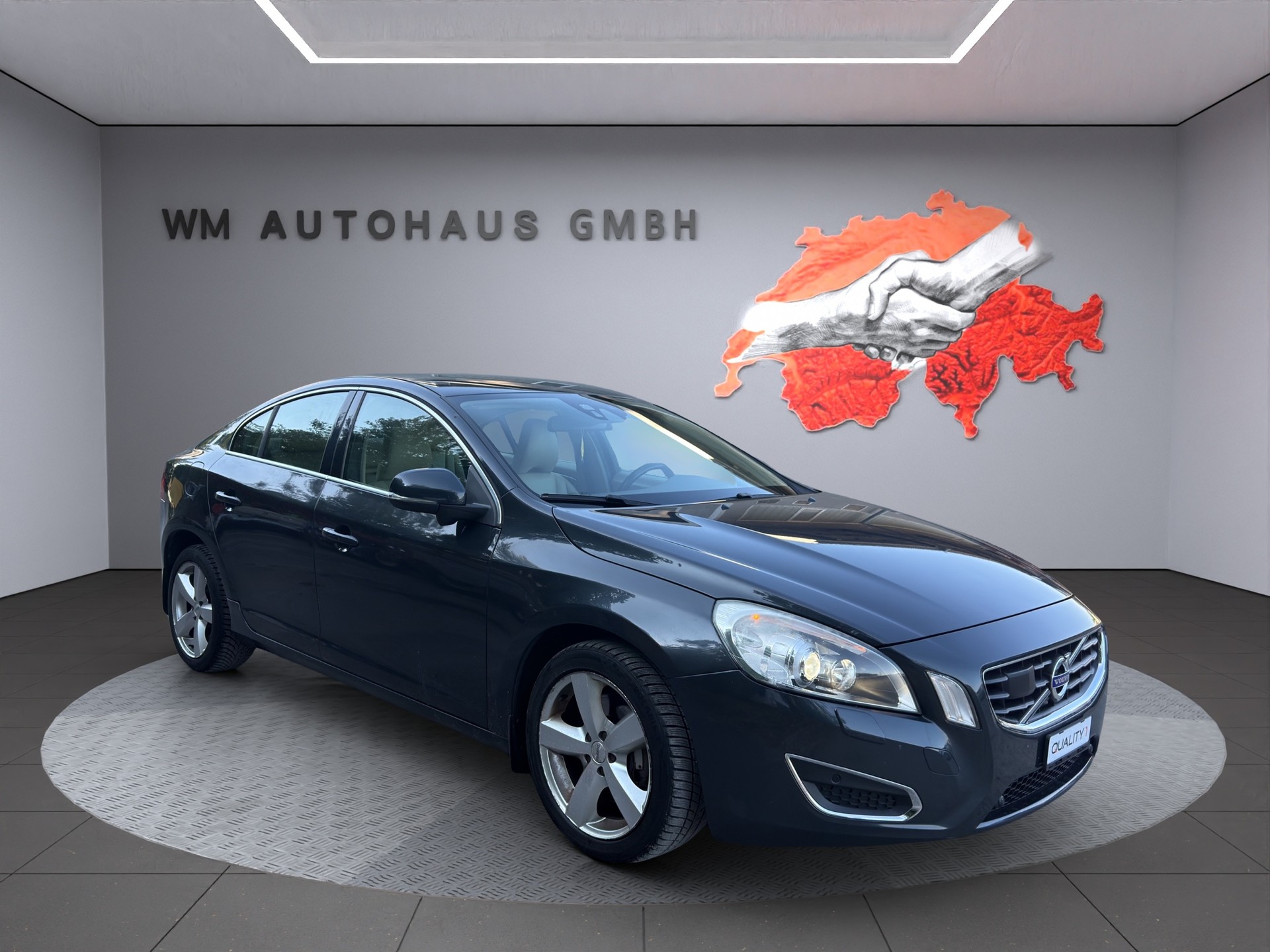 VOLVO S60 2.0T Kinetic Powershift-showroom-element-2