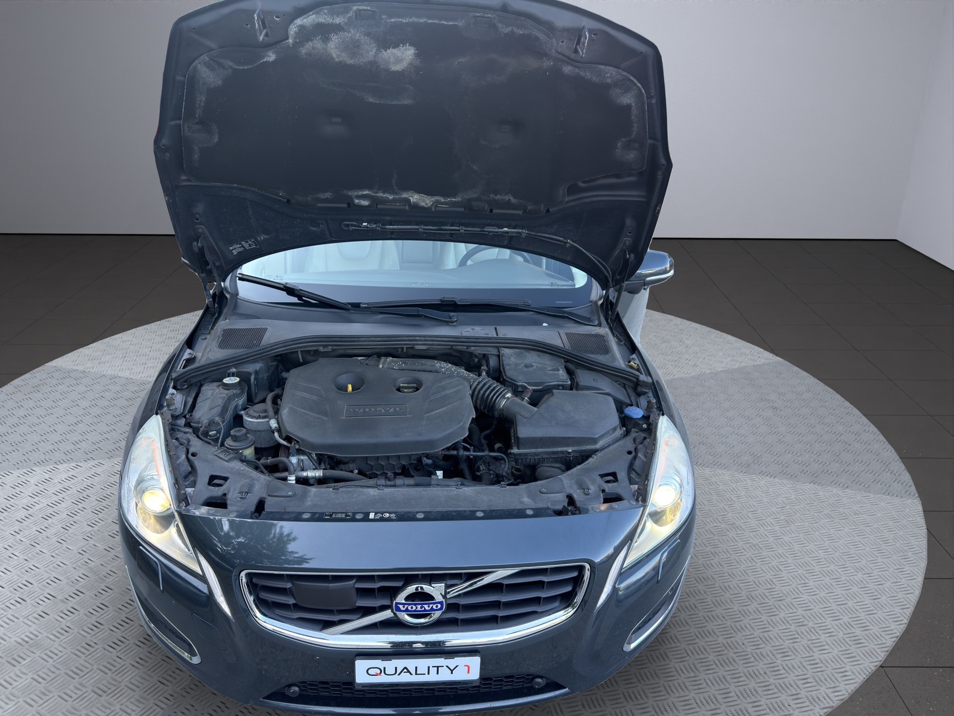VOLVO S60 2.0T Kinetic Powershift-image-15