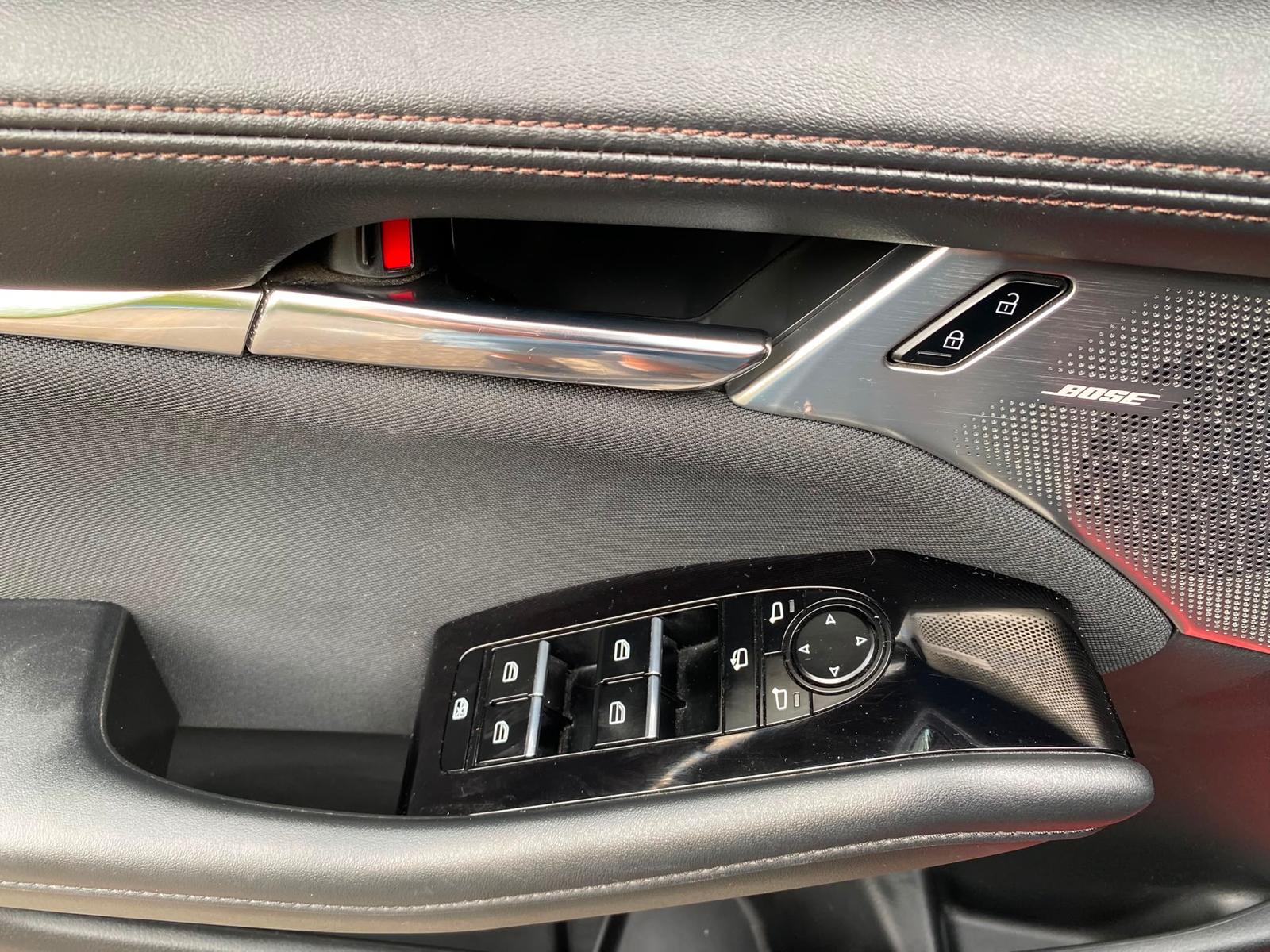 MAZDA 3 Hatchback SKYACTIV-X M Hybrid 180 Revolution AWD Automat-image-17