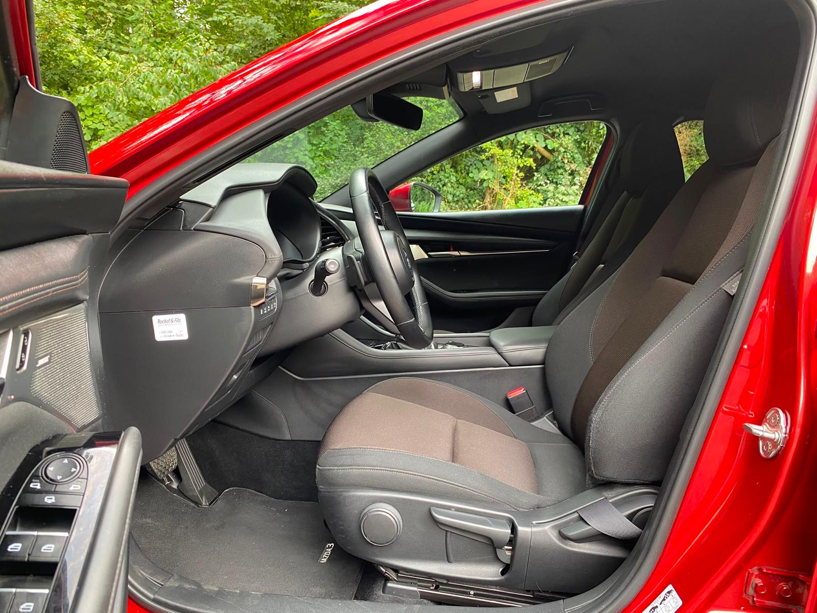 MAZDA 3 Hatchback SKYACTIV-X M Hybrid 180 Revolution AWD Automat-image-13