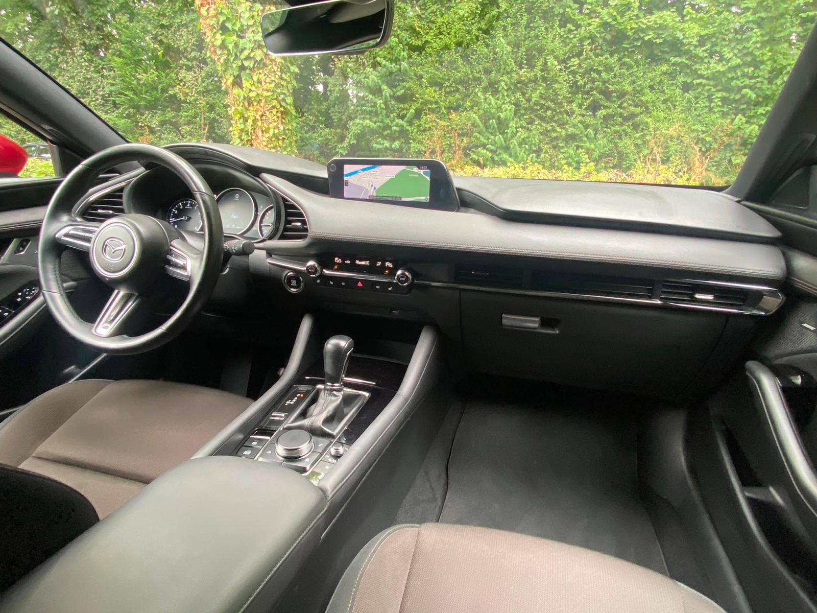 MAZDA 3 Hatchback SKYACTIV-X M Hybrid 180 Revolution AWD Automat-image-9