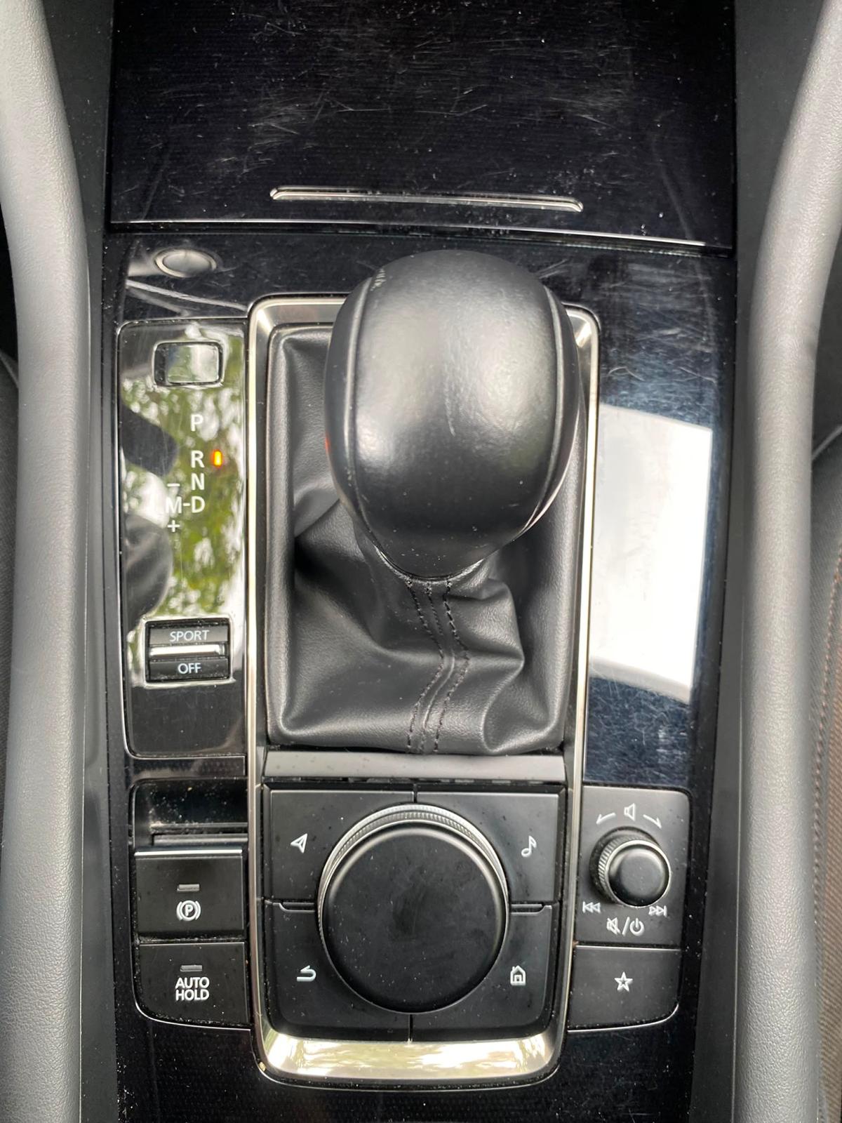 MAZDA 3 Hatchback SKYACTIV-X M Hybrid 180 Revolution AWD Automat-image-26