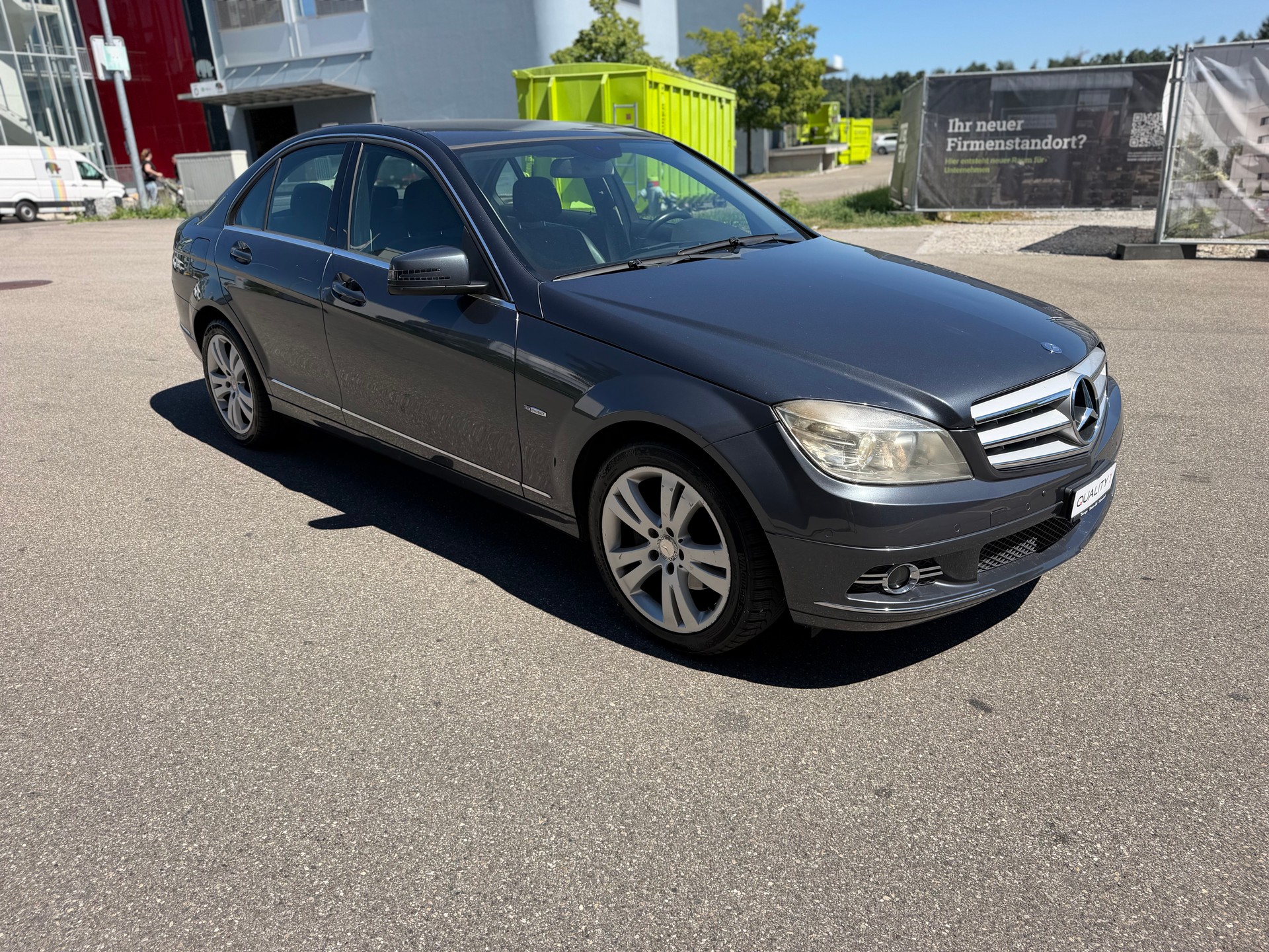 MERCEDES-BENZ C 200 CGI BlueEfficiency Automatic-showroom-element-2