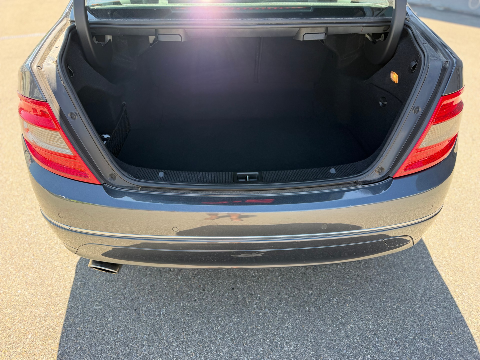 MERCEDES-BENZ C 200 CGI BlueEfficiency Automatic-image-9