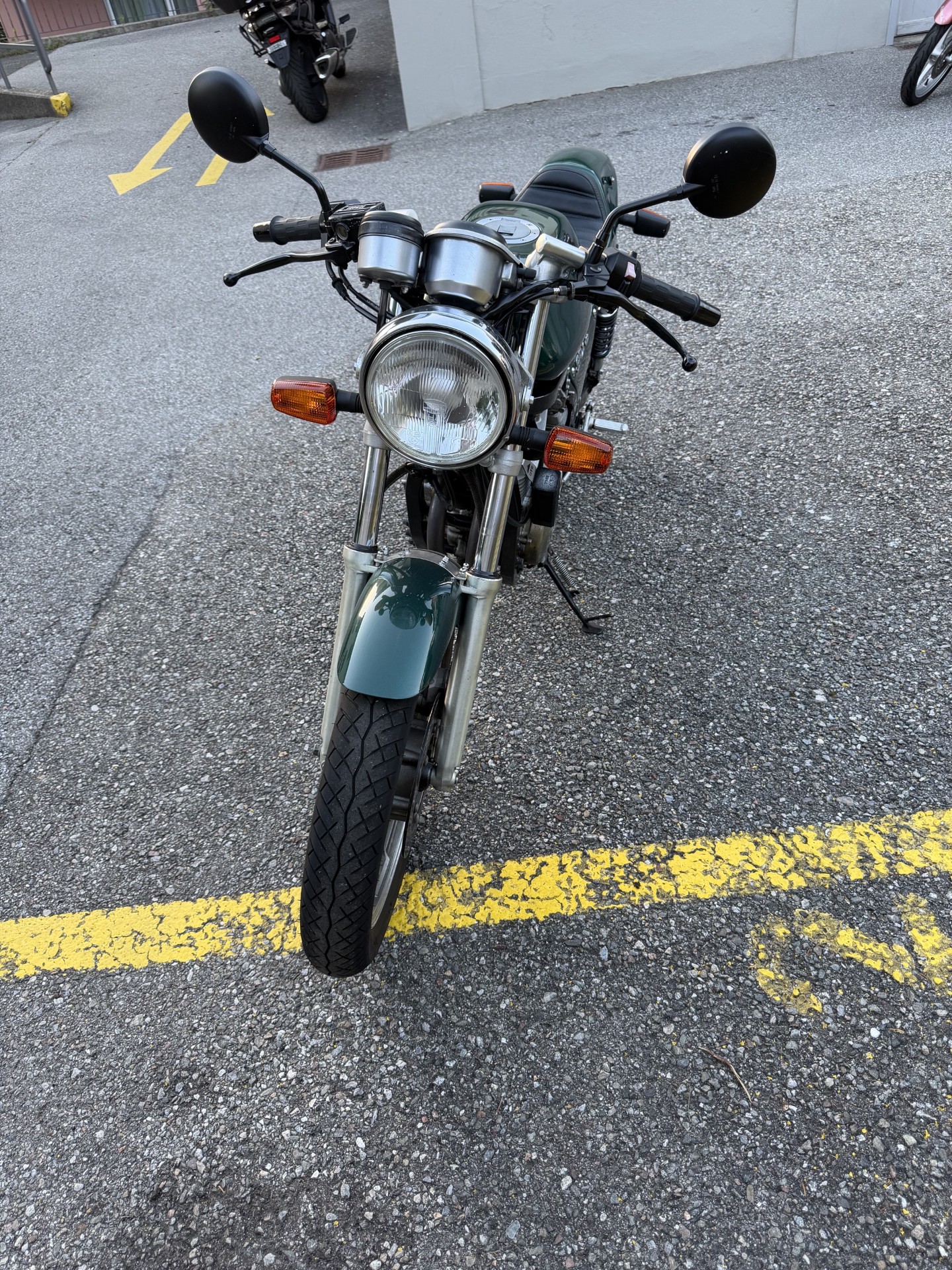 YAMAHA SR X 600-image-0