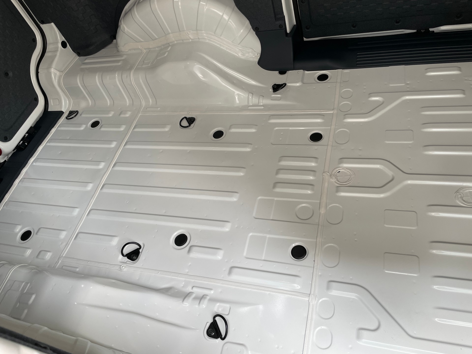 KIA PV5 Cargo 71.2 kWh Elite, Wärmepumpe und 2-Schiebetüren-image-9