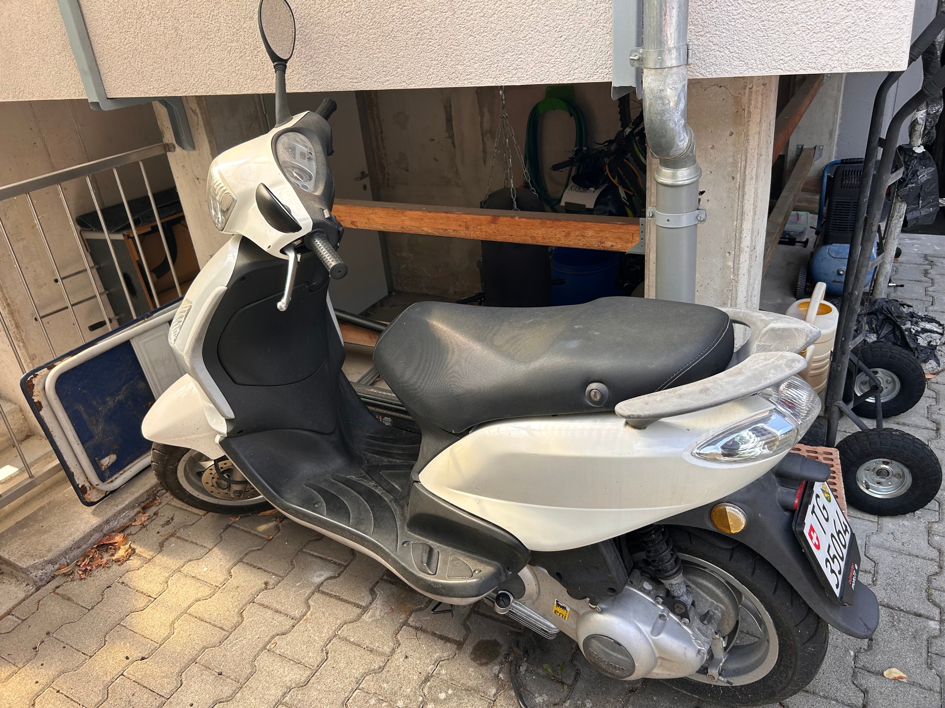 PIAGGIO Fly 125 4-T-image-1