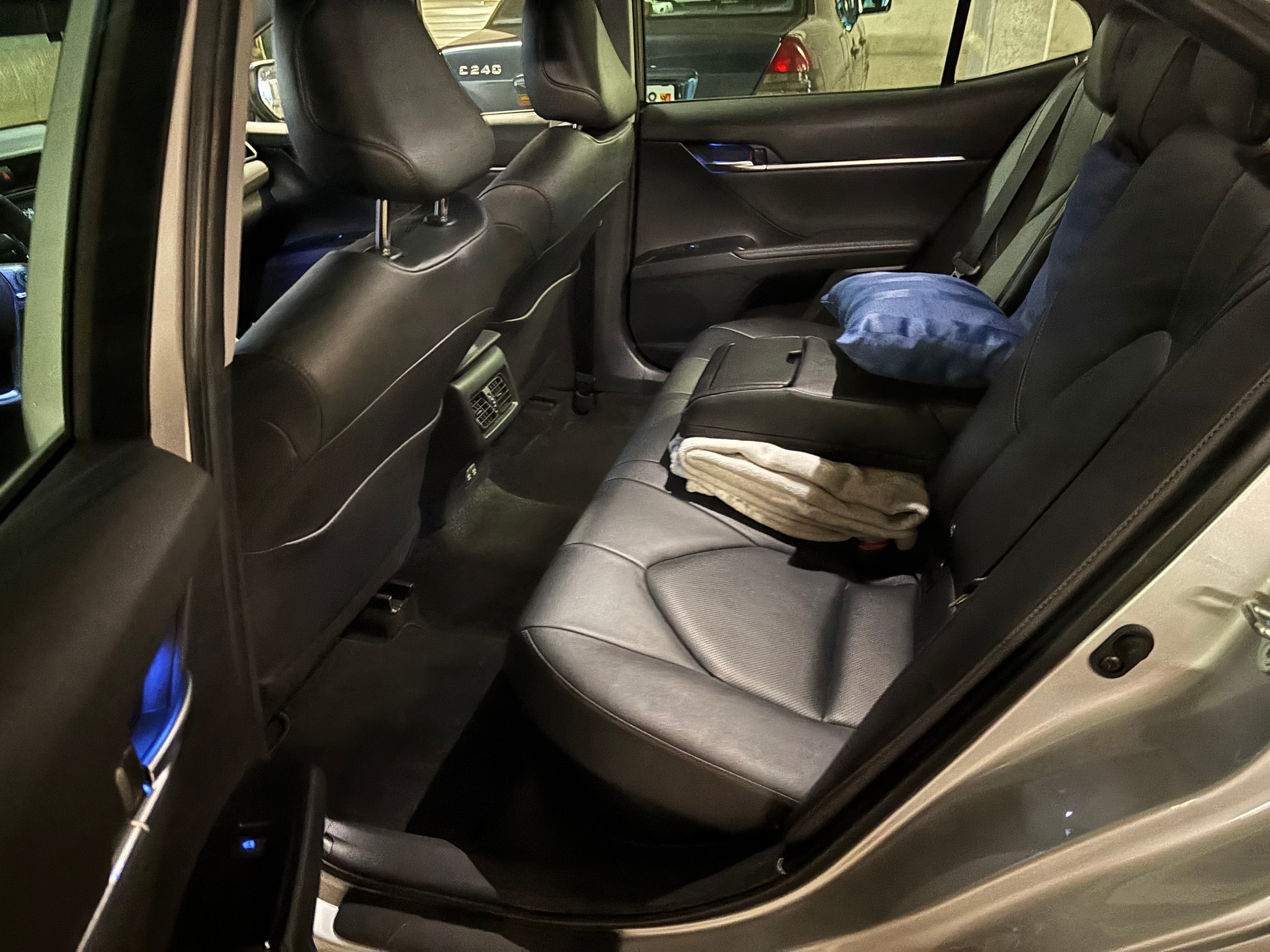 TOYOTA 2.5 HSD Business-image-4
