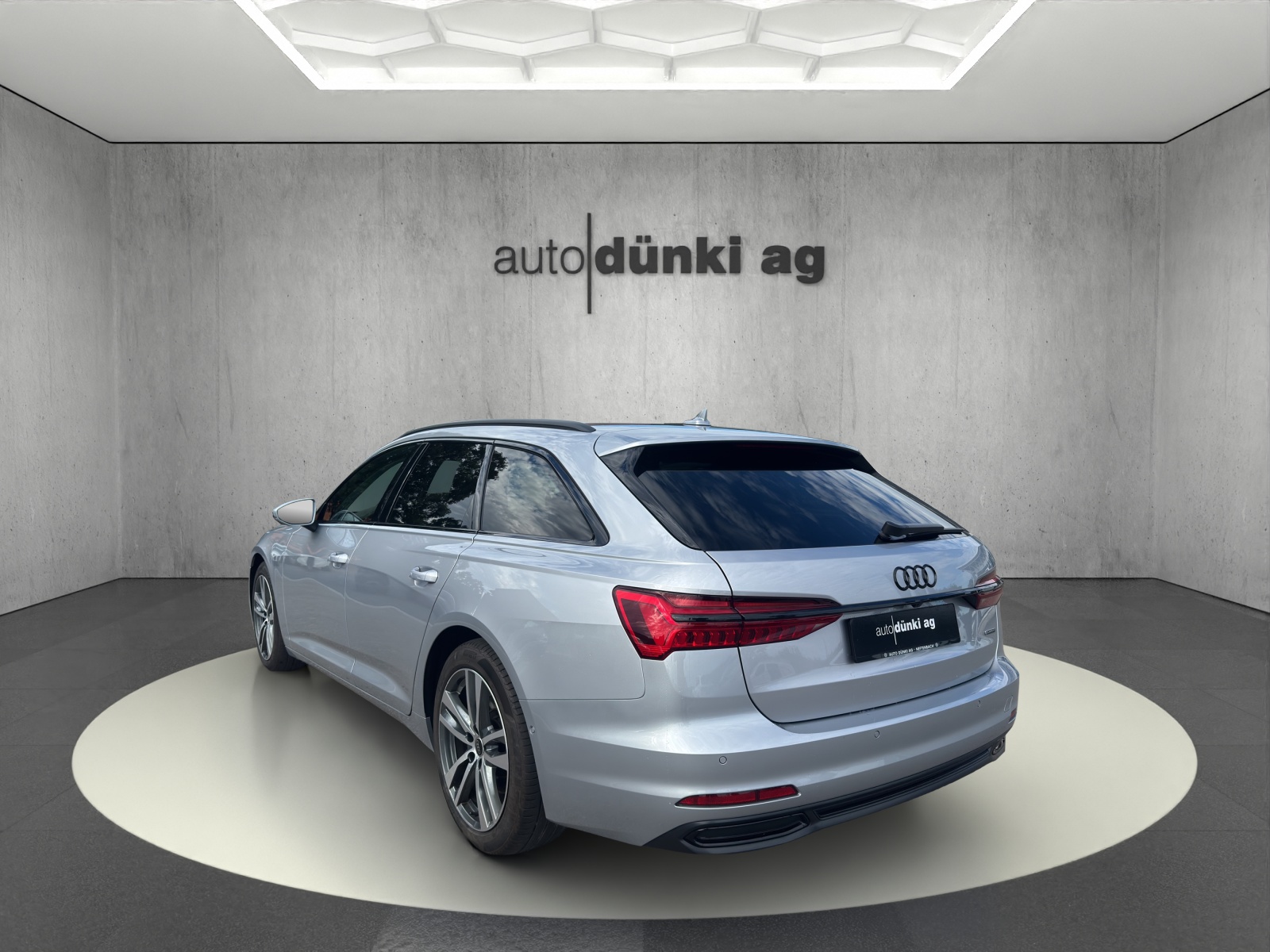 AUDI A6 Avant 45 TFSI Sport S-tronic quattro-showroom-element-2