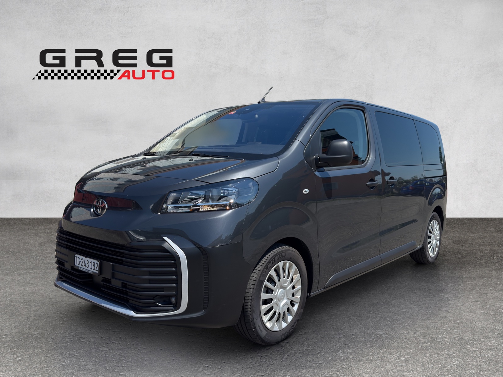 TOYOTA Proace Verso 2.0 D-4D Comfort Medium-showroom-element-1
