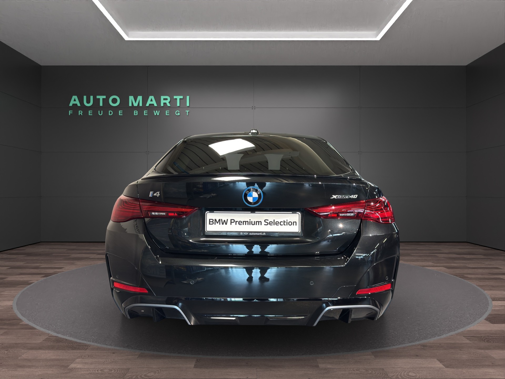 BMW i4 xDrive40 M Sport-showroom-element-3