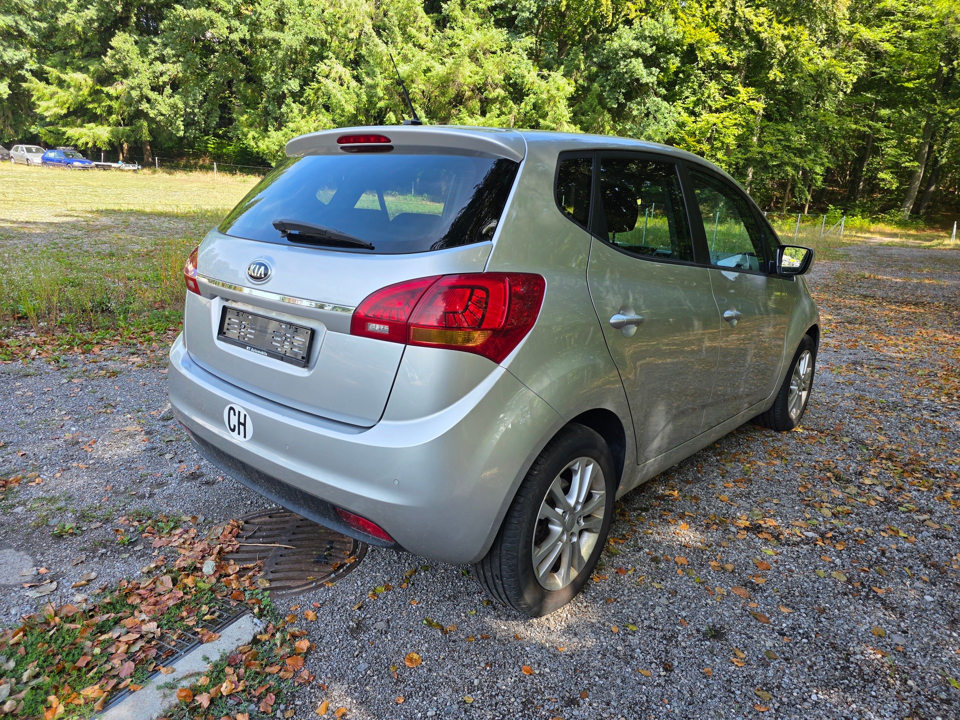 KIA Venga 1.6 CRDi Trend. 128 PS-image-8
