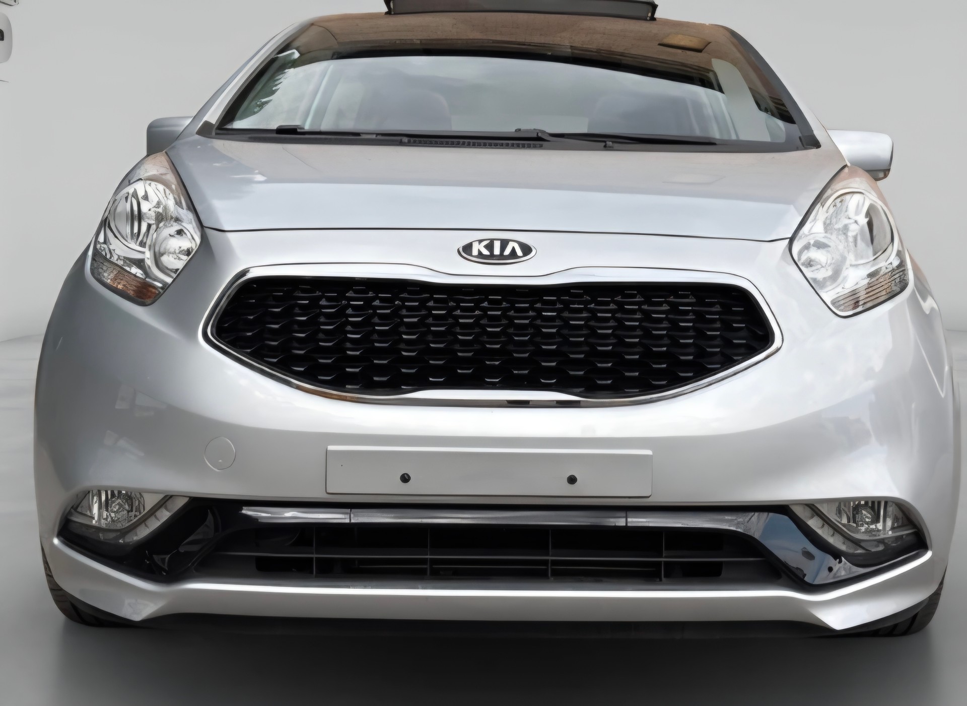 KIA Venga 1.6 CRDi Trend. 128 PS-image-1