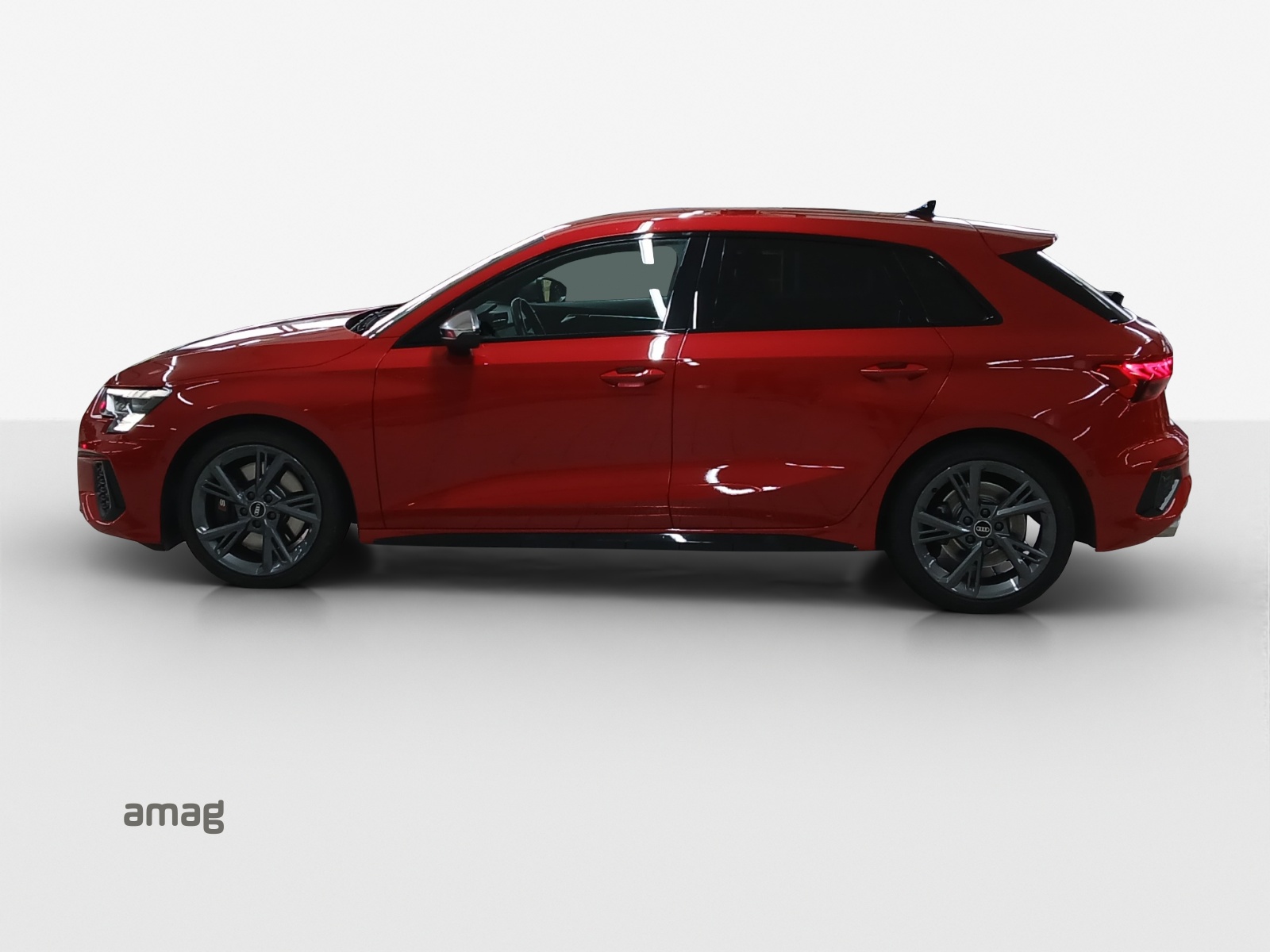 AUDI S3 Sportback 2.0 TFSI quattro S-tronic-showroom-element-1