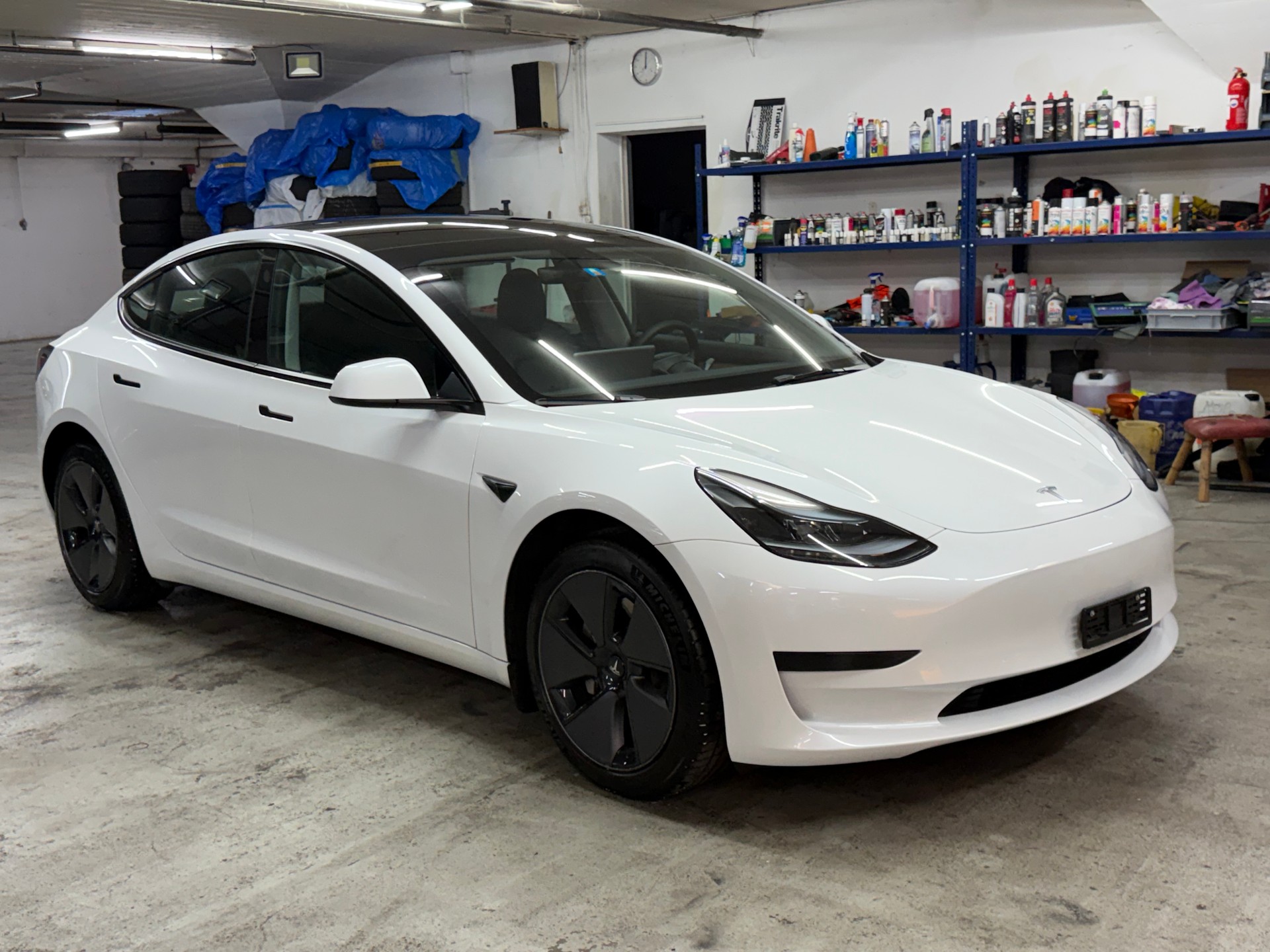 TESLA Model 3