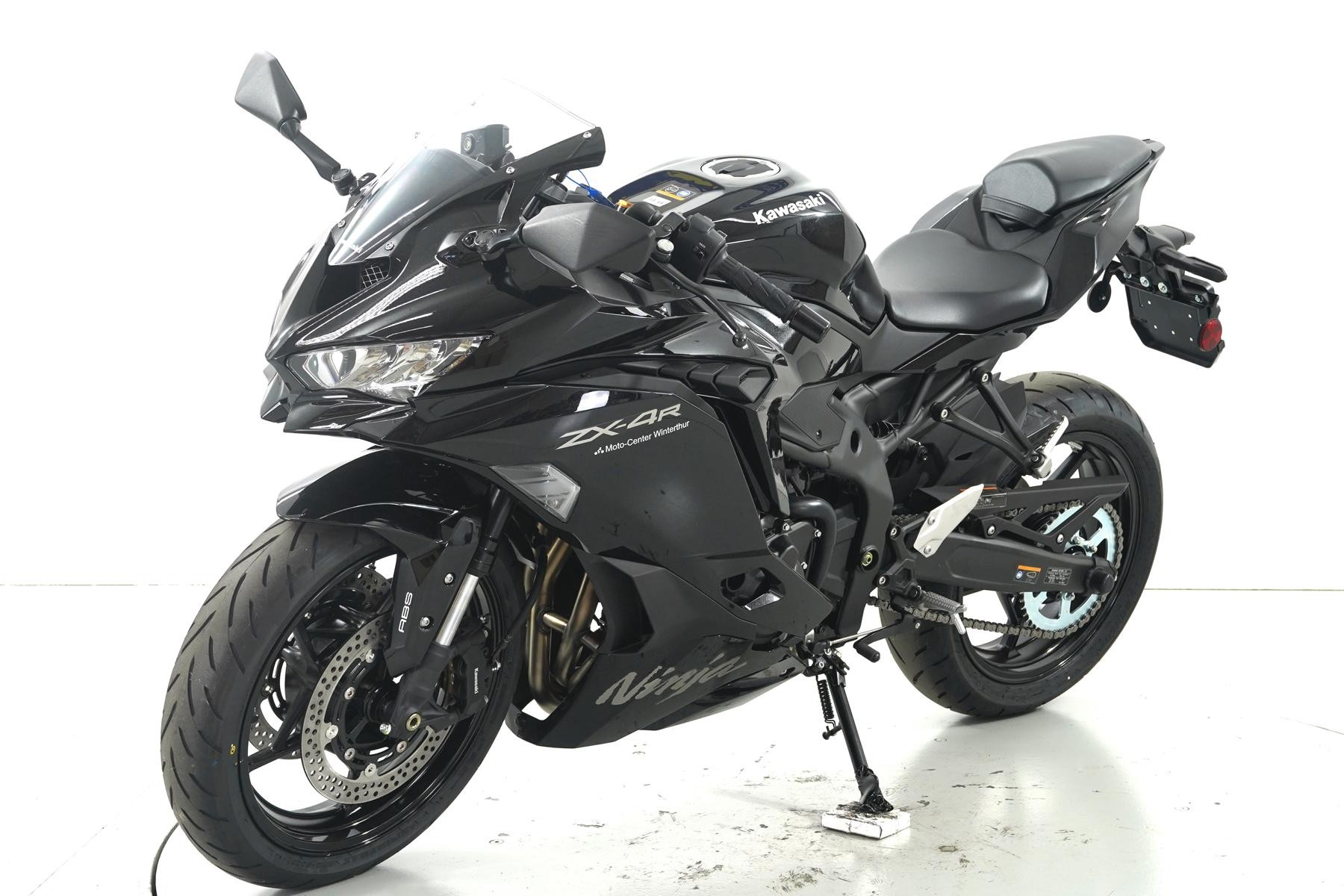KAWASAKI Ninja ZX-4R Shark-image-2