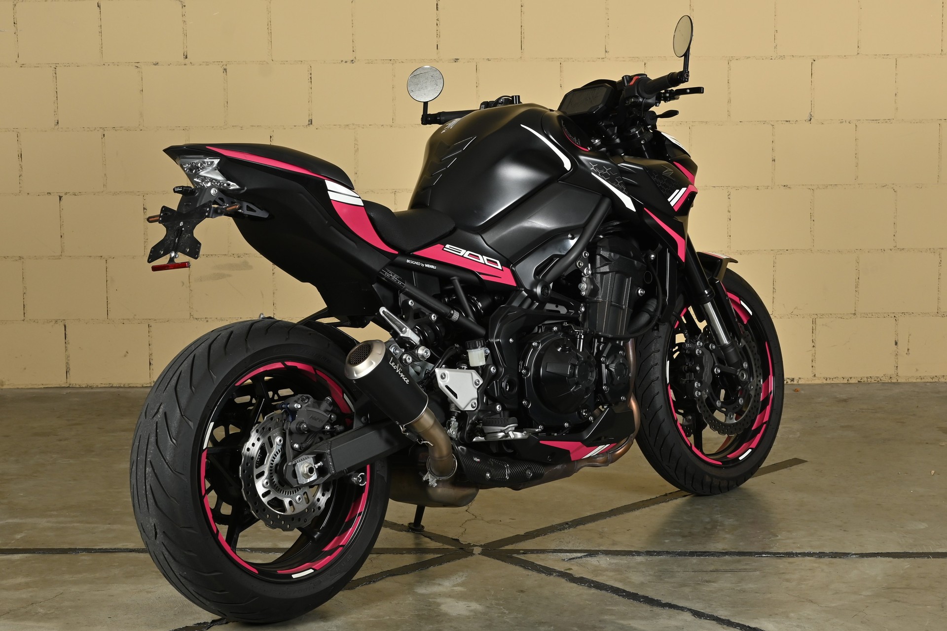 KAWASAKI Z 900-image-14