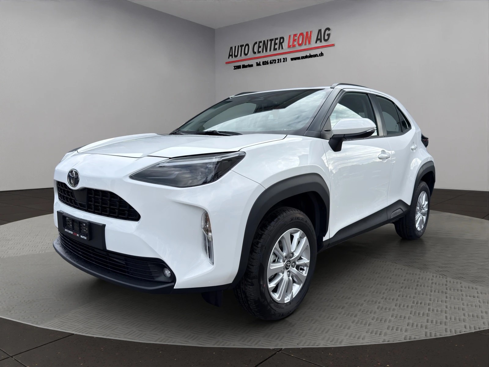 TOYOTA Yaris Cross 1.5 Hybrid Active-showroom-element-1