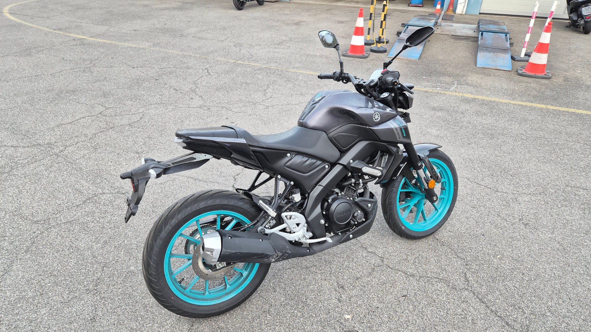 YAMAHA MT-125 ABS-image-7