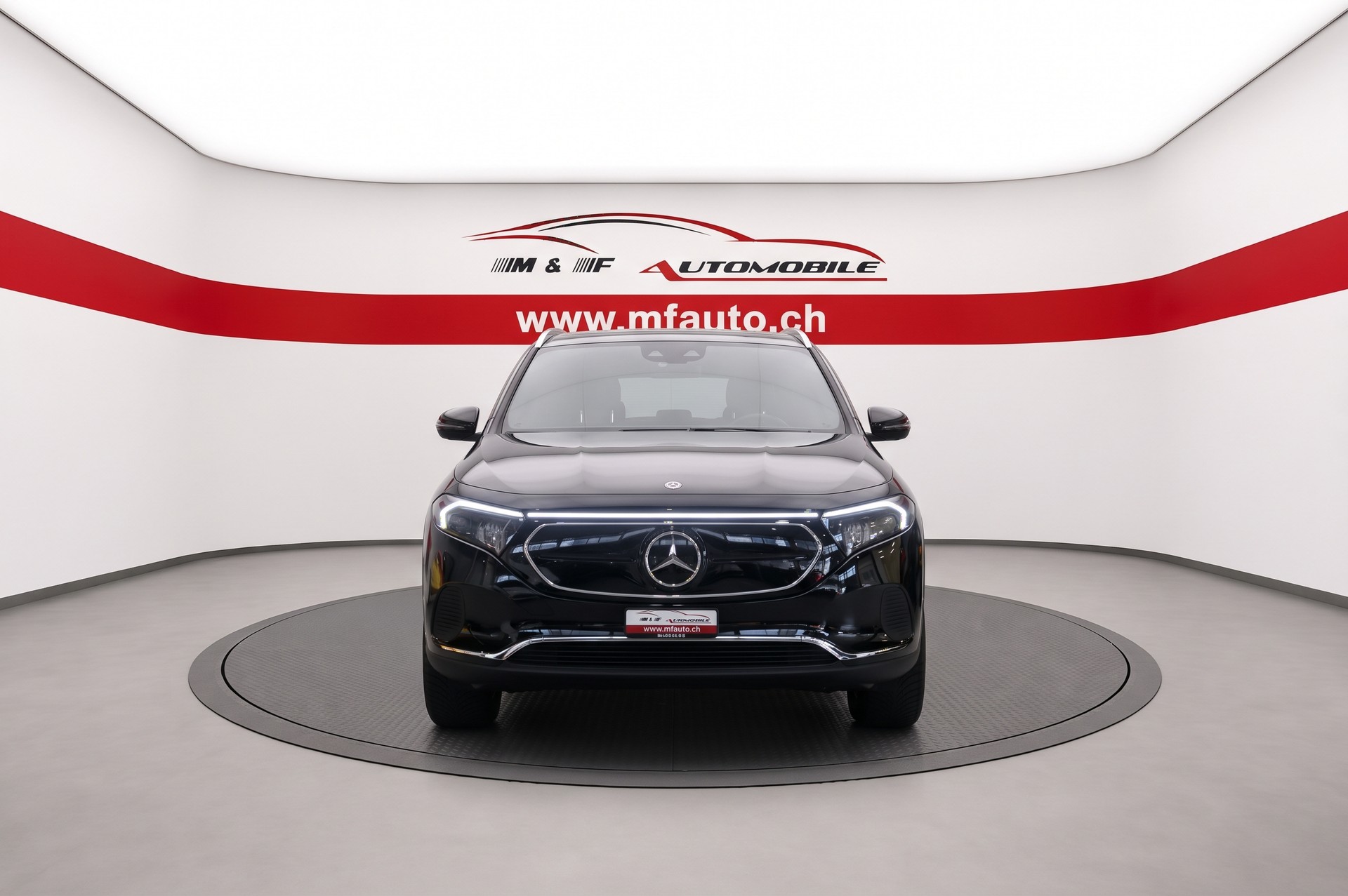 MERCEDES-BENZ EQA 250 Electric Art Line-showroom-element-1