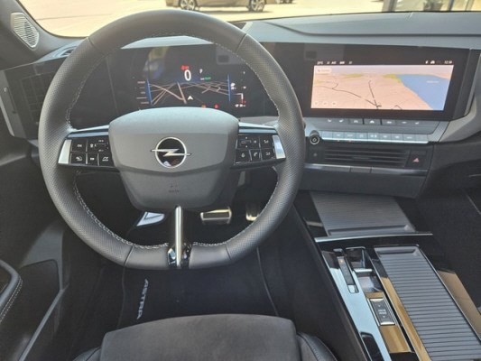 OPEL Astra ST 1.6PHEV Swiss+ A-image-9