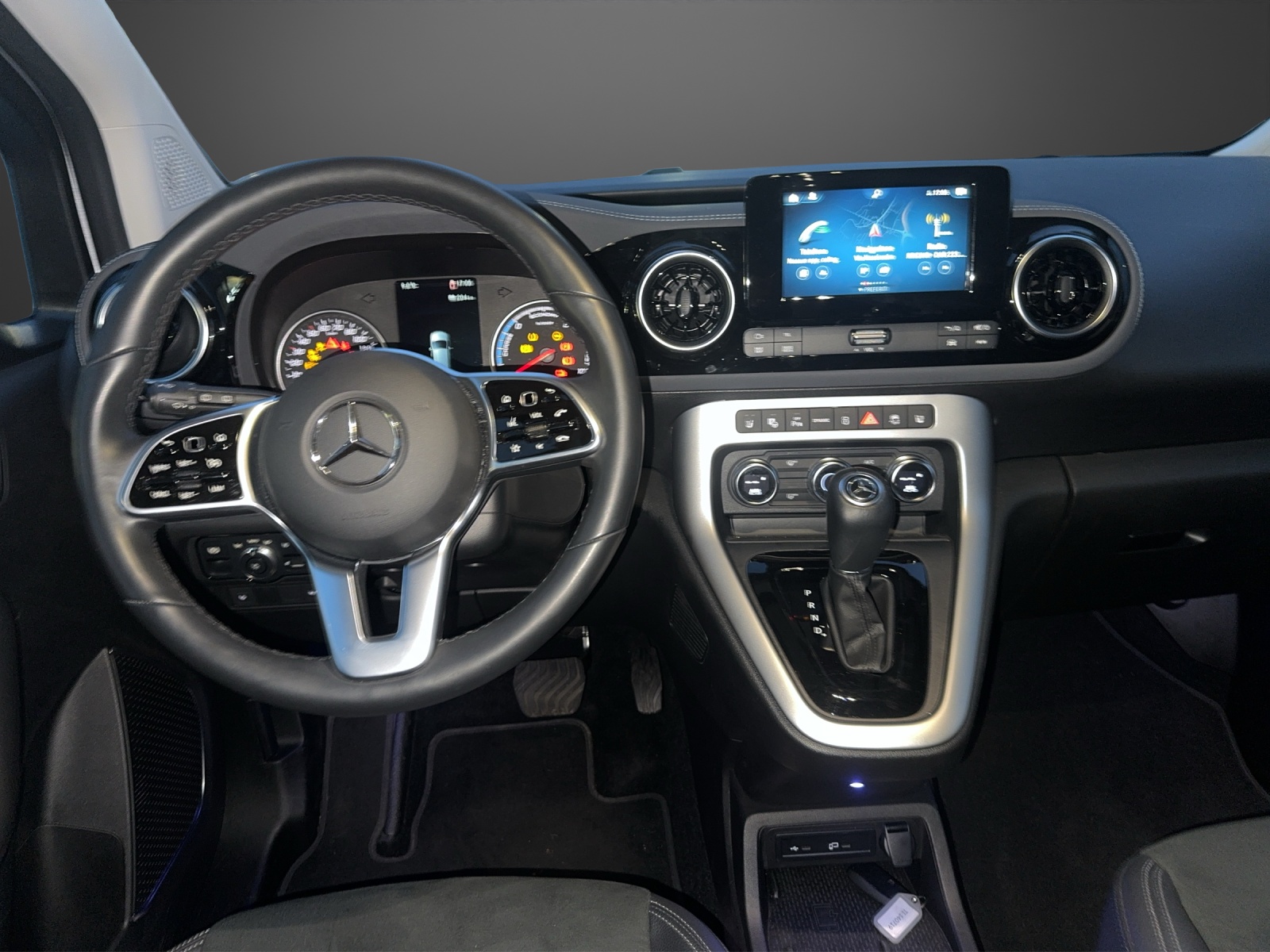 MERCEDES-BENZ EQT 45kWh Style-image-9