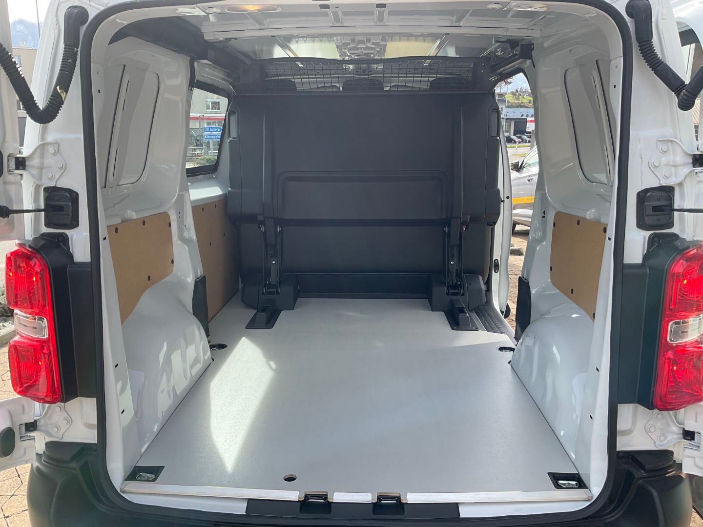 OPEL Vivaro Cargo DK Var. 3.0 t M 2.0 D 144 S/S-image-11