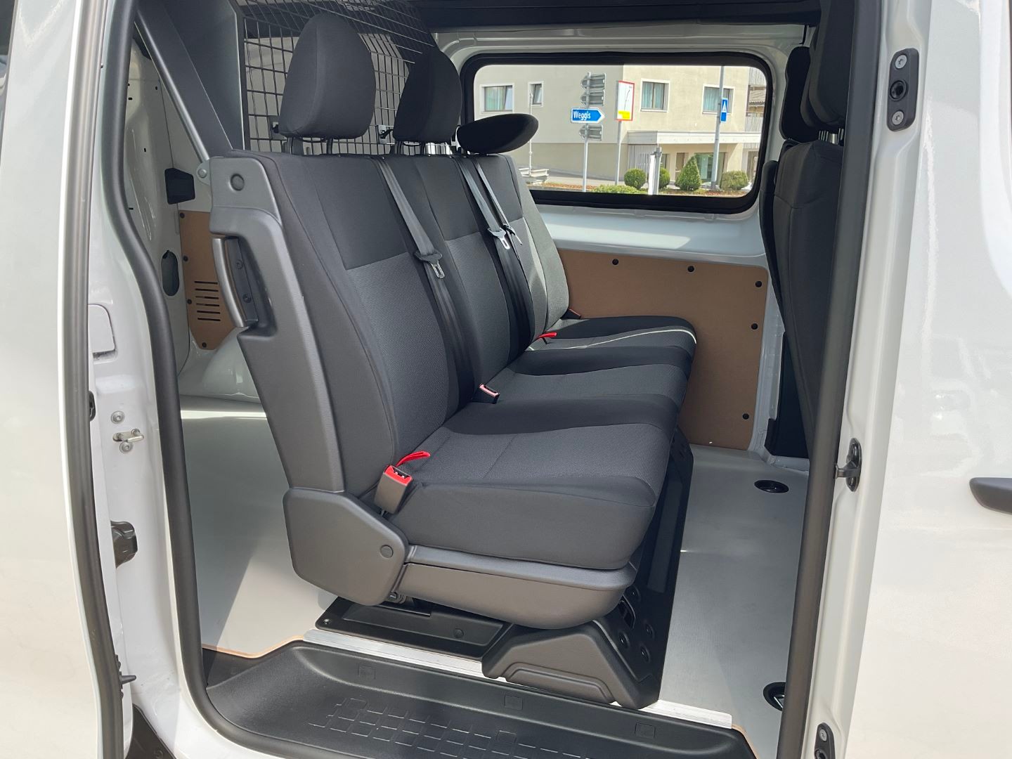 OPEL Vivaro Cargo DK Var. 3.0 t M 2.0 D 144 S/S-image-8
