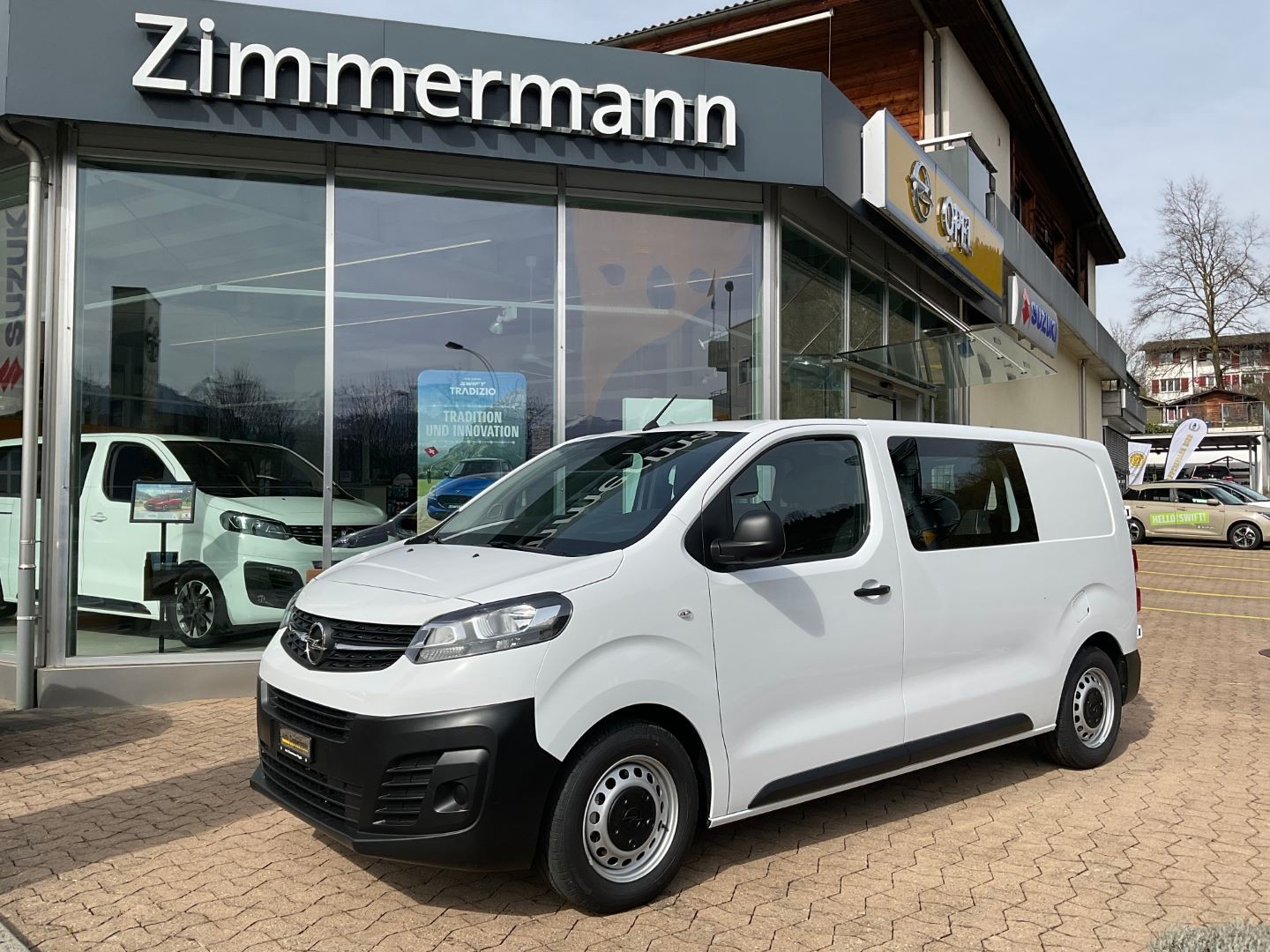OPEL Vivaro Cargo DK Var. 3.0 t M 2.0 D 144 S/S