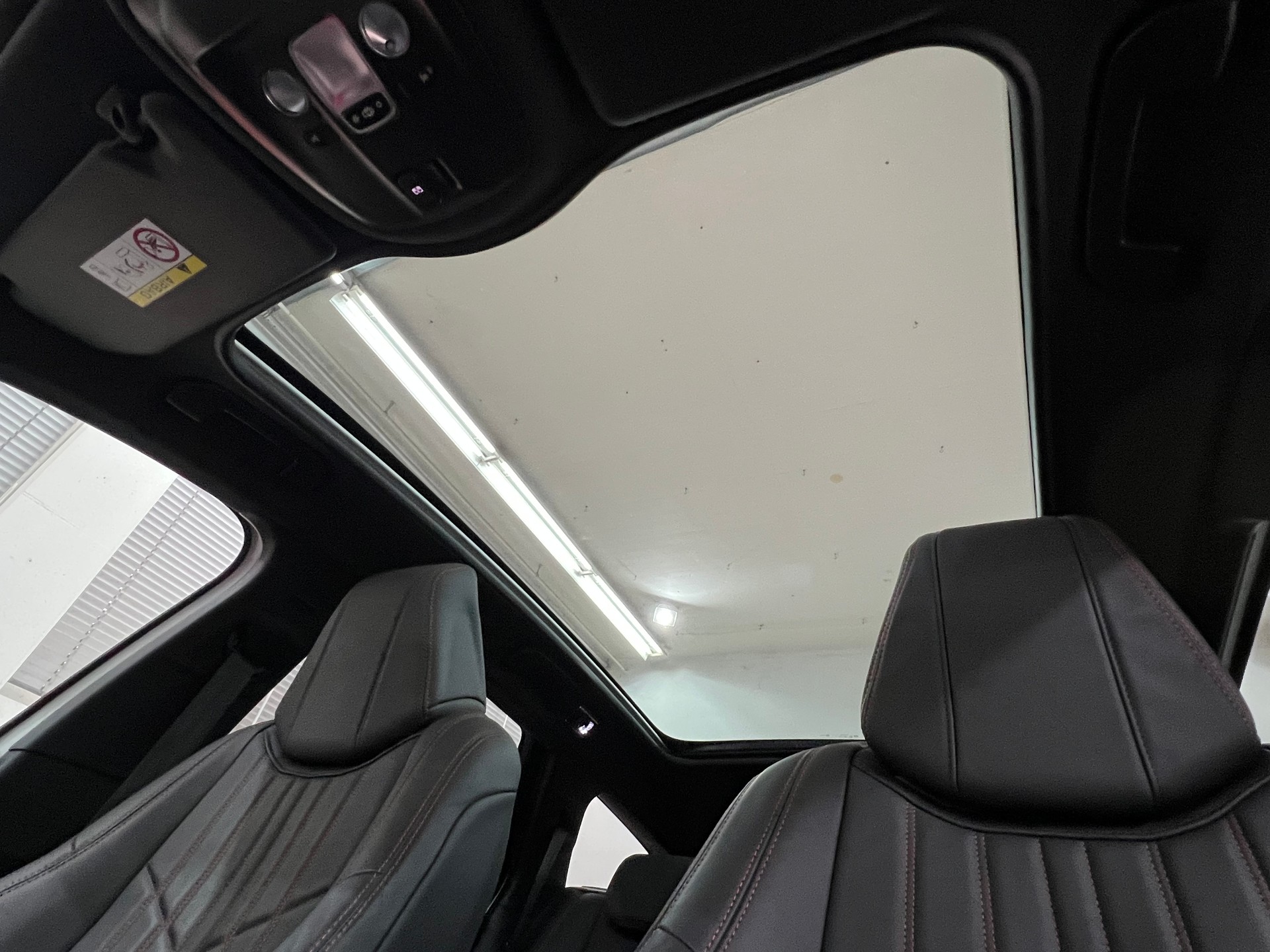 PEUGEOT 308 SW 2.0 BlueHDI GT Automatic-image-15
