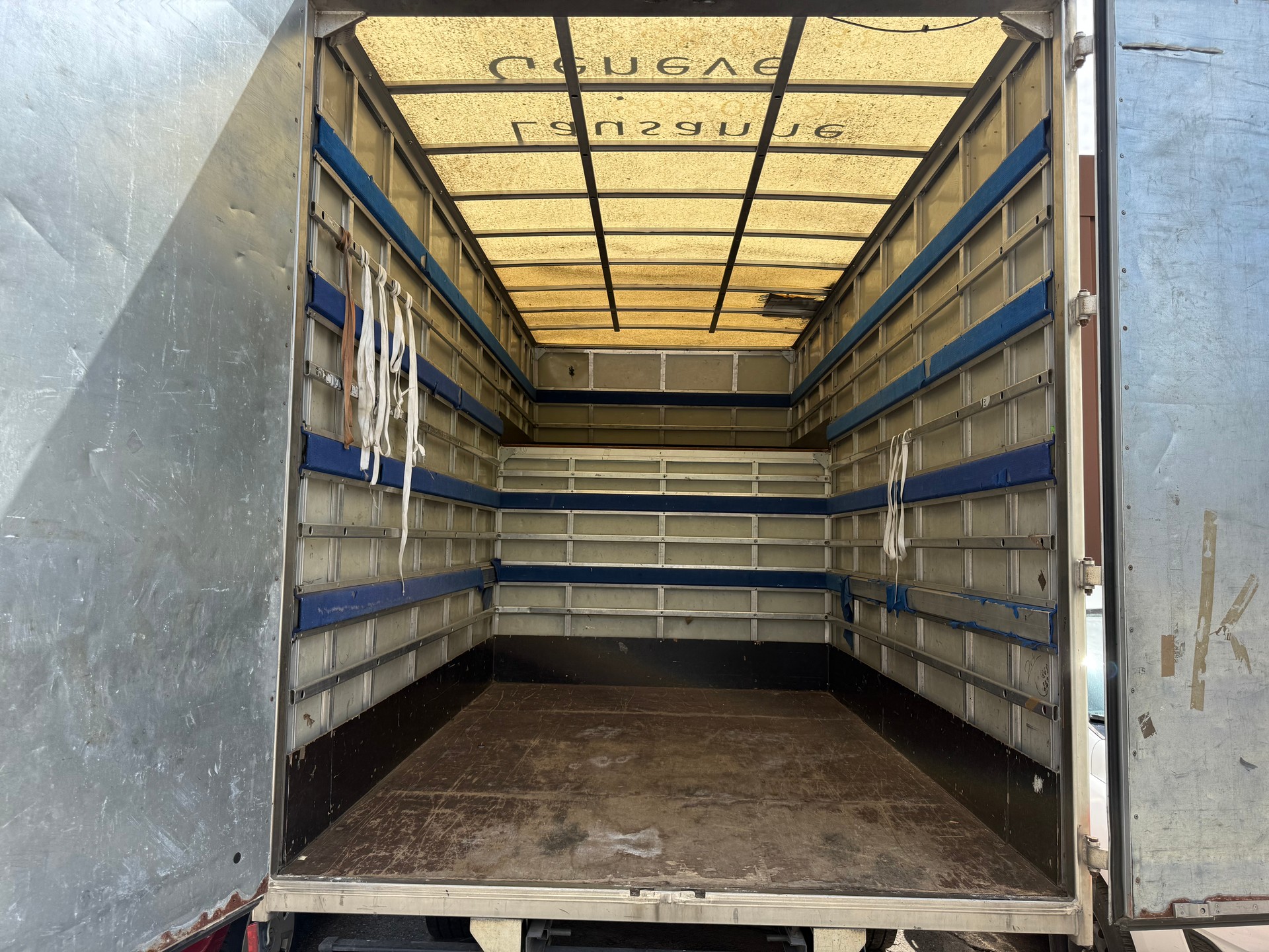 IVECO 35 S 15 D-showroom-element-2