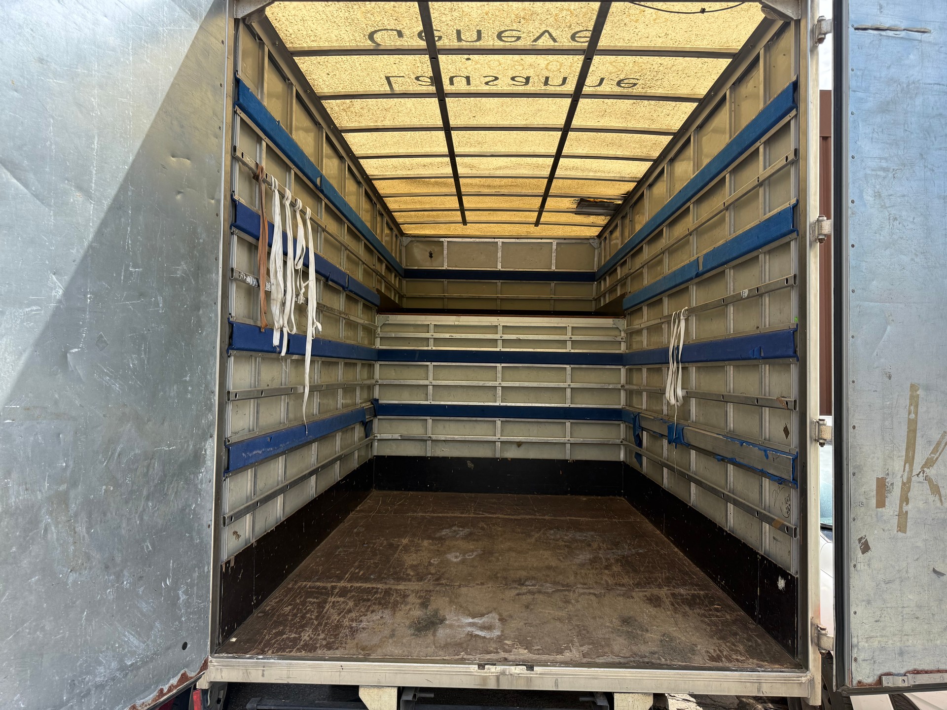 IVECO 35 S 15 D-image-5