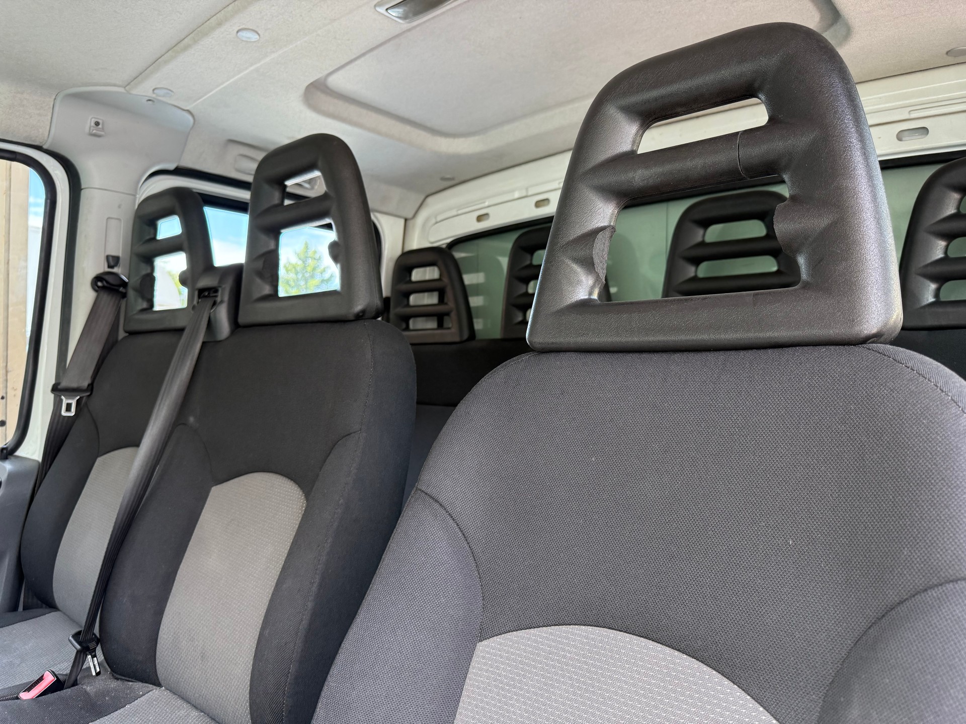 IVECO 35 S 15 D-image-7