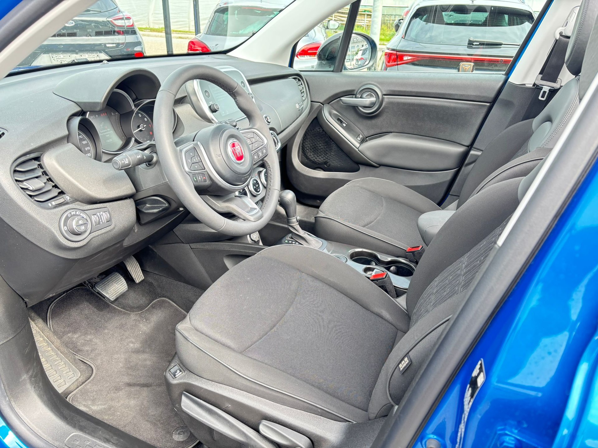 FIAT Fiat 500X Hybrid Dolce Vita Swiss Edition | Automat | Kamera | Navi-image-12