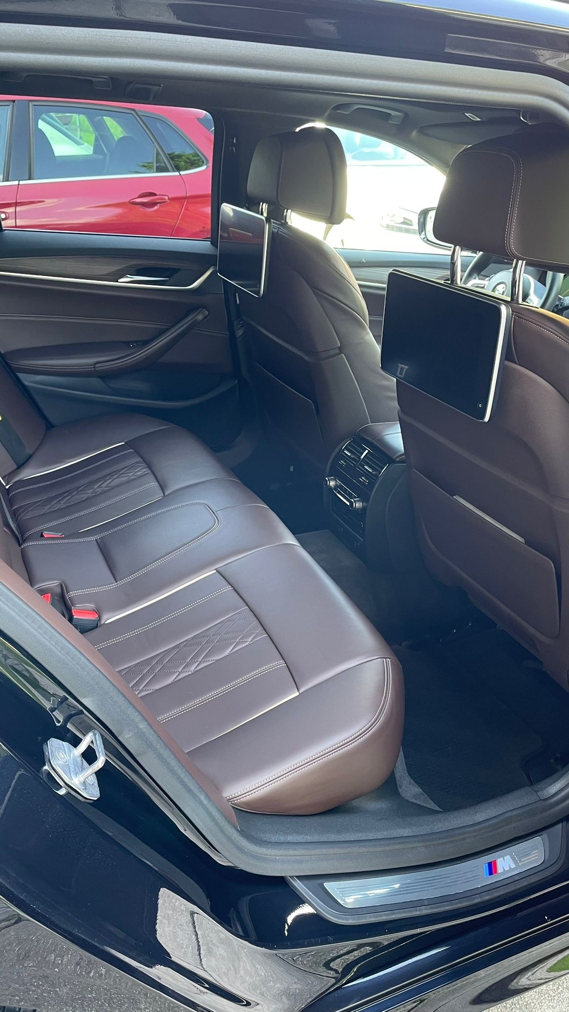 BMW 540i xDrive Touring Steptronic-image-5
